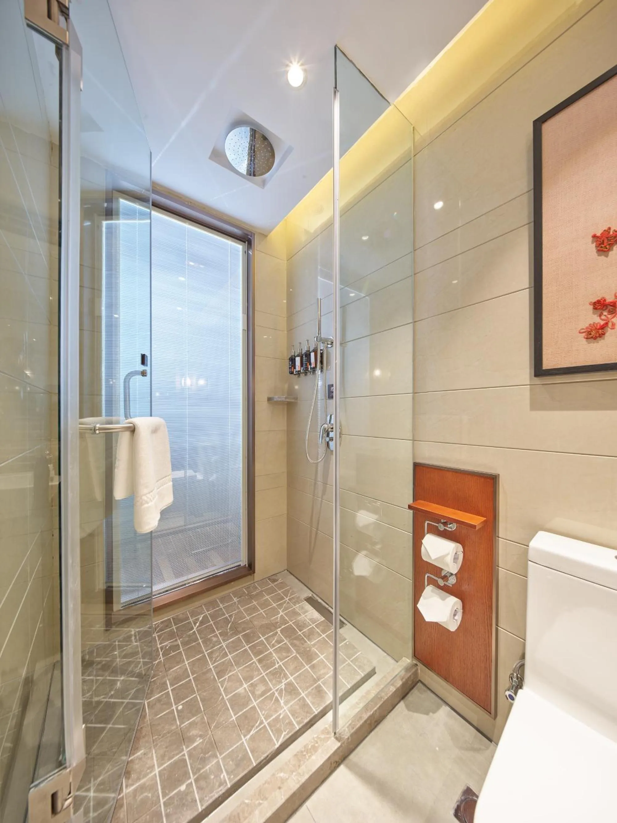 Toilet in SSAW Boutique Hotel Nanjing Grand Theatre