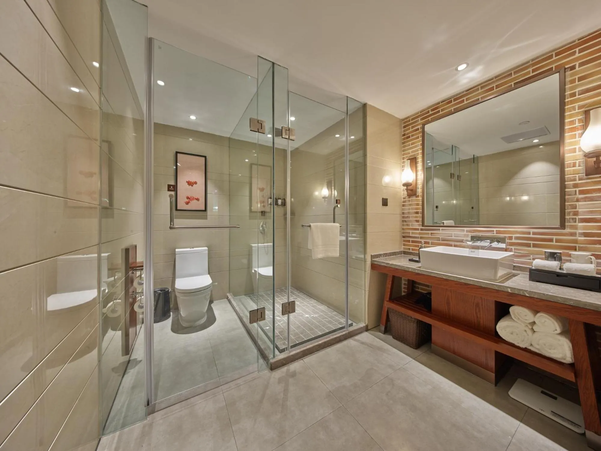 Toilet in SSAW Boutique Hotel Nanjing Grand Theatre