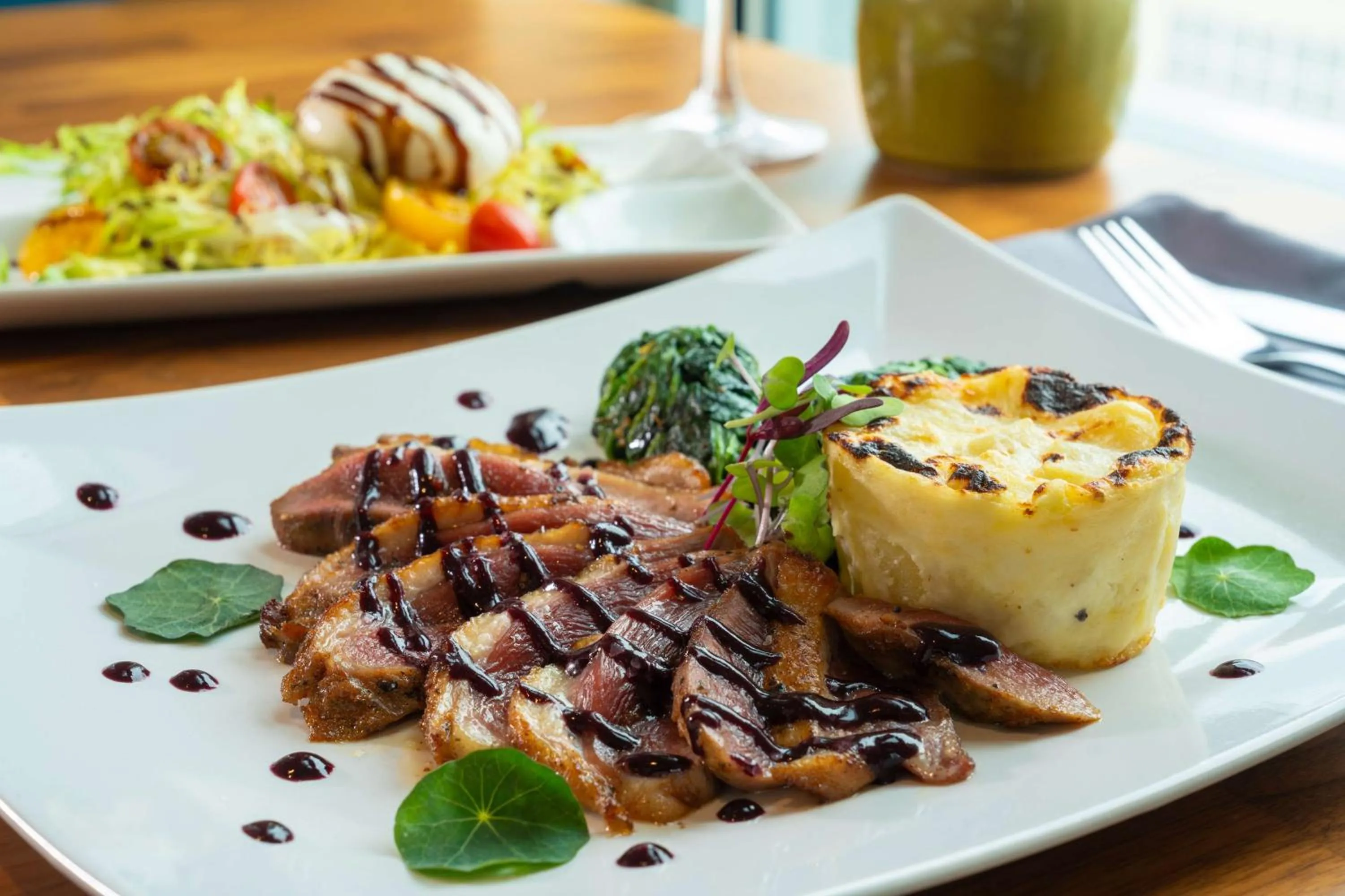 Restaurant/places to eat in Hilton Garden Inn Philadelphia Center City