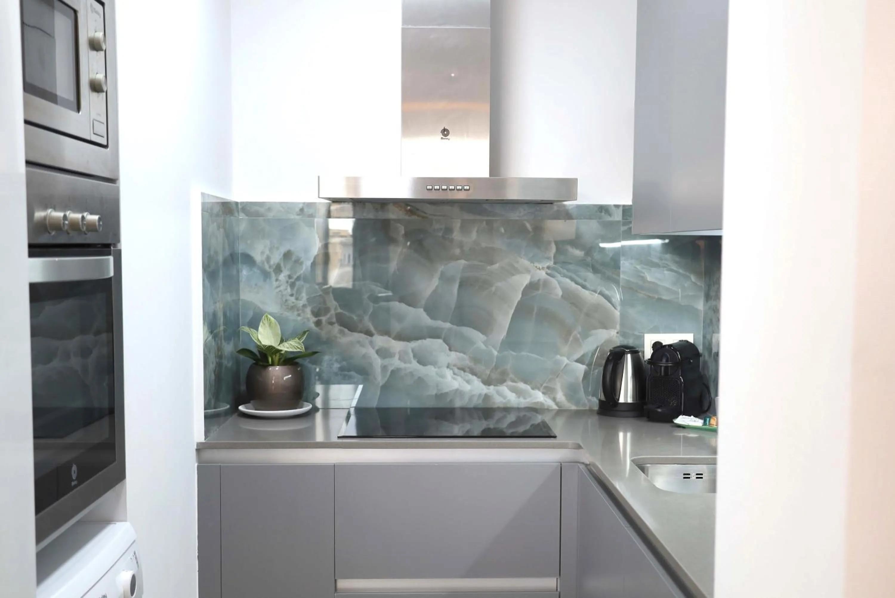 Coffee/tea facilities in Cosmo Apartments Consell de Cent - Plaza Universitat