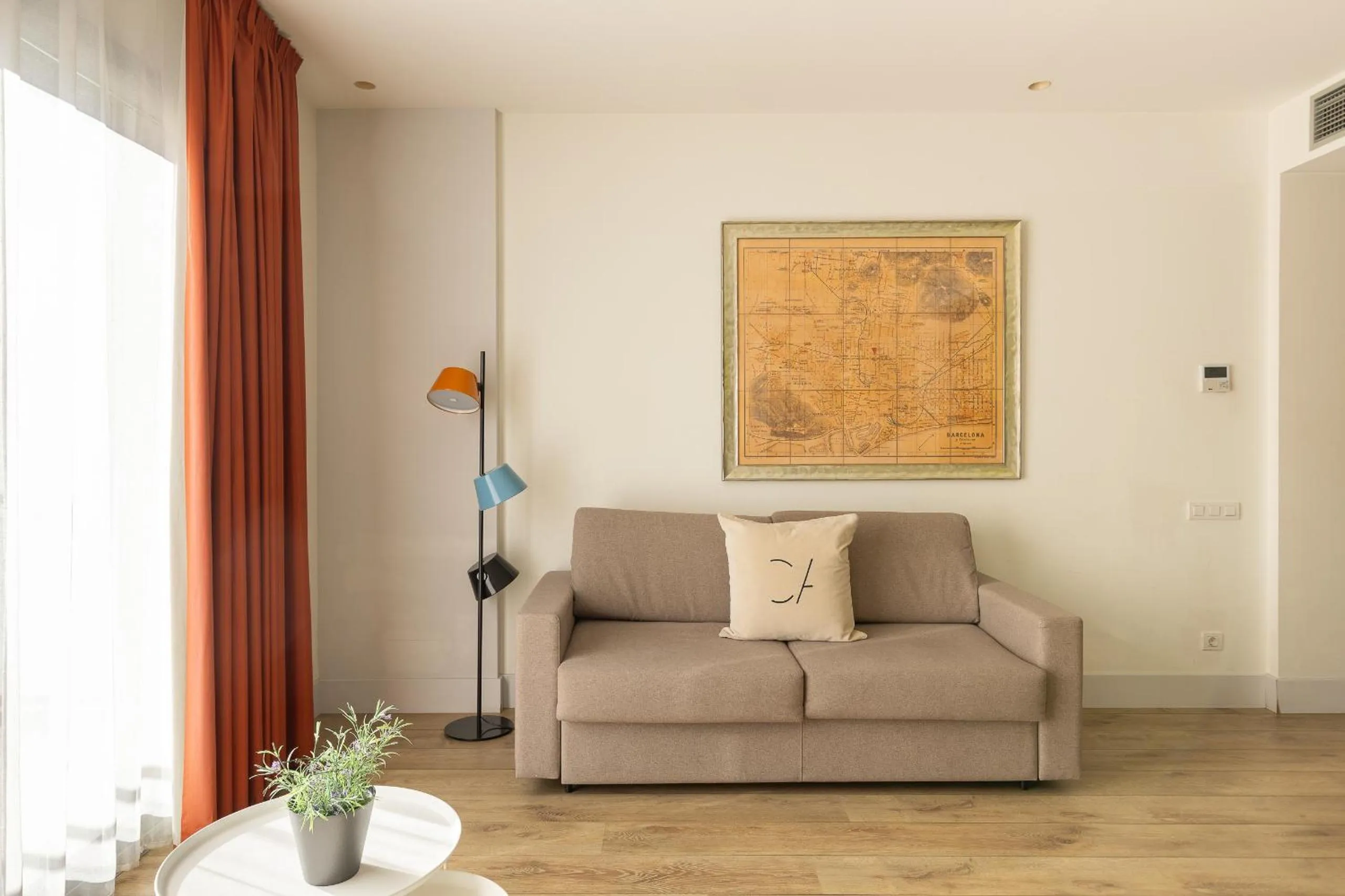 Living room in Cosmo Apartments Passeig de Gràcia