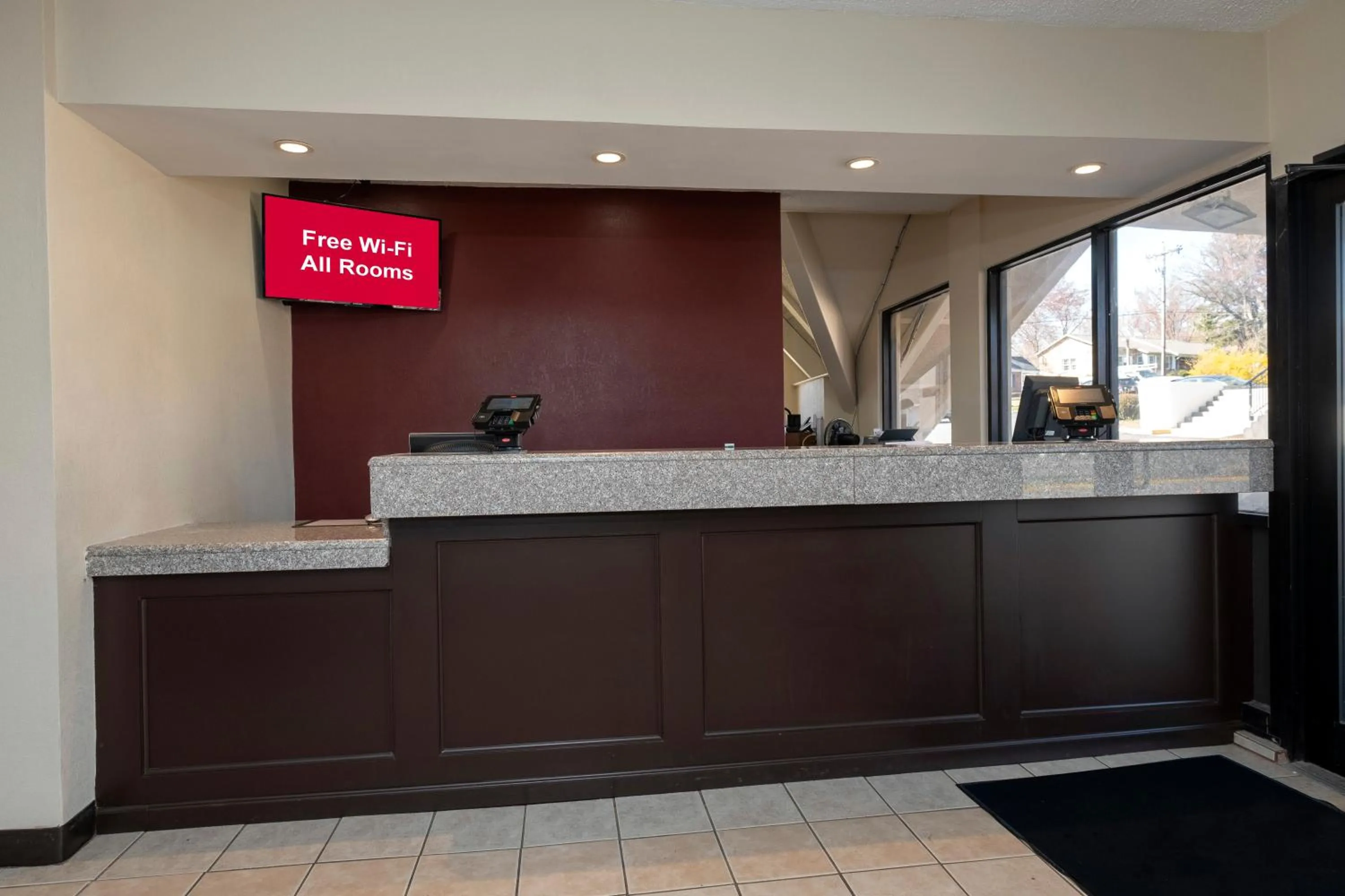 Lobby or reception in Red Roof Inn Warrenton
