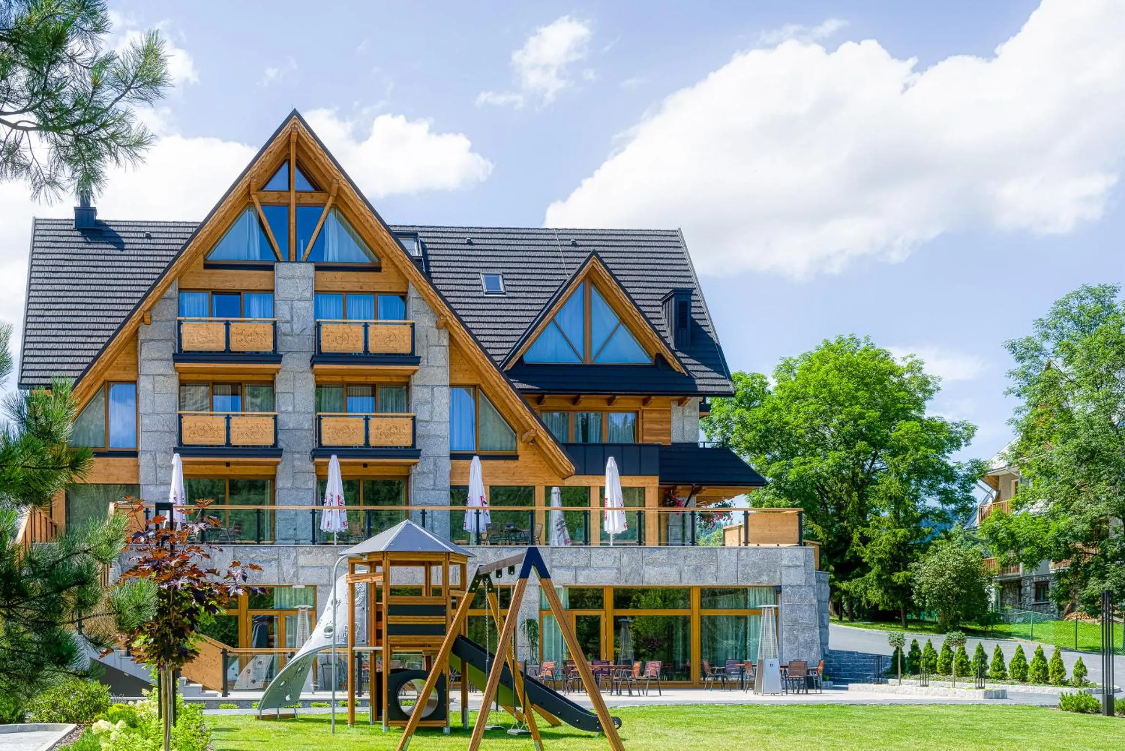 Property building in Hotel Litworowy Staw