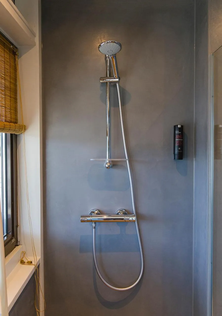 Shower in SWEETS - Meeuwenpleinbrug