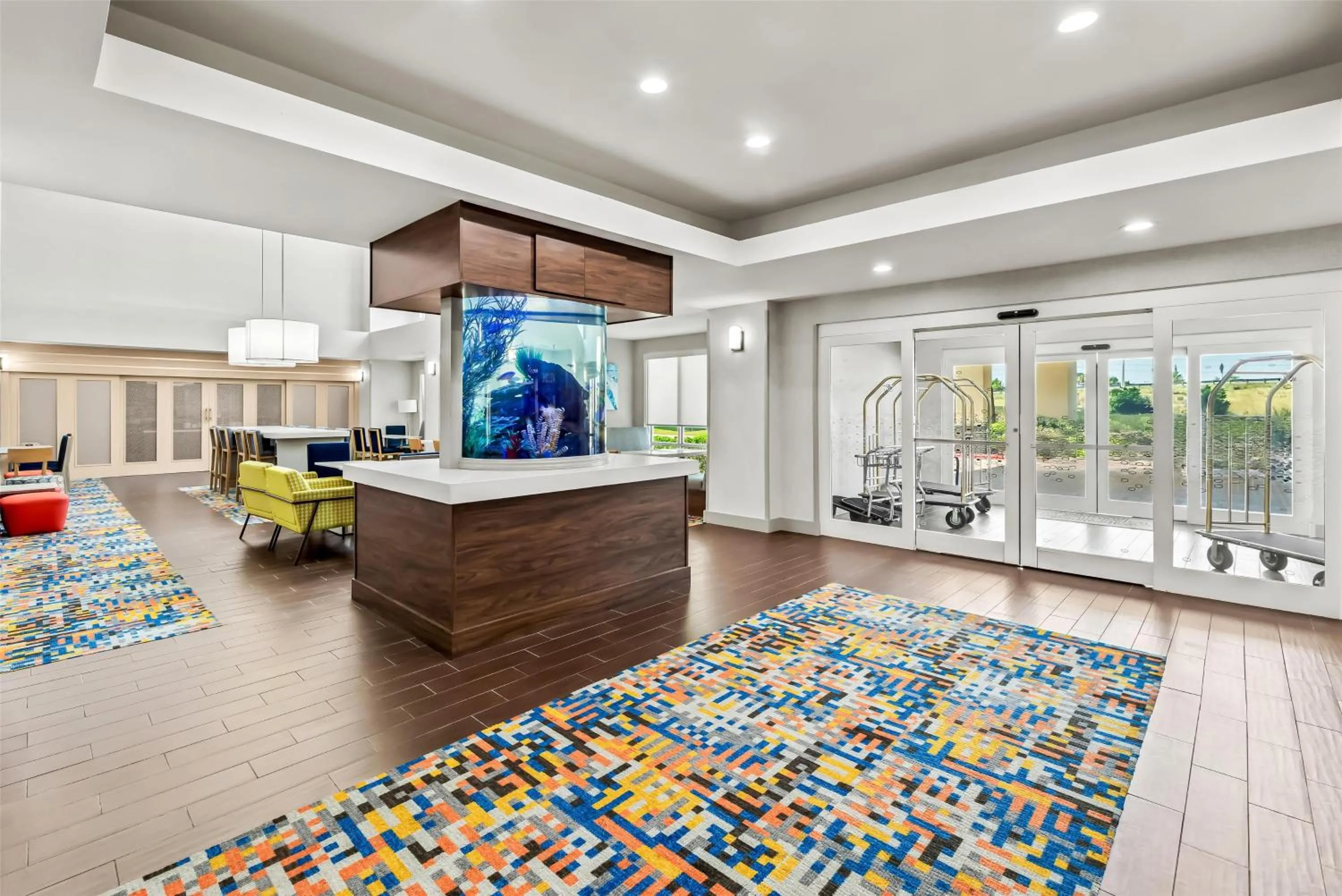 Lobby or reception, Bed in Hampton Inn & Suites Corpus Christi I-37 - Navigation Boulevard