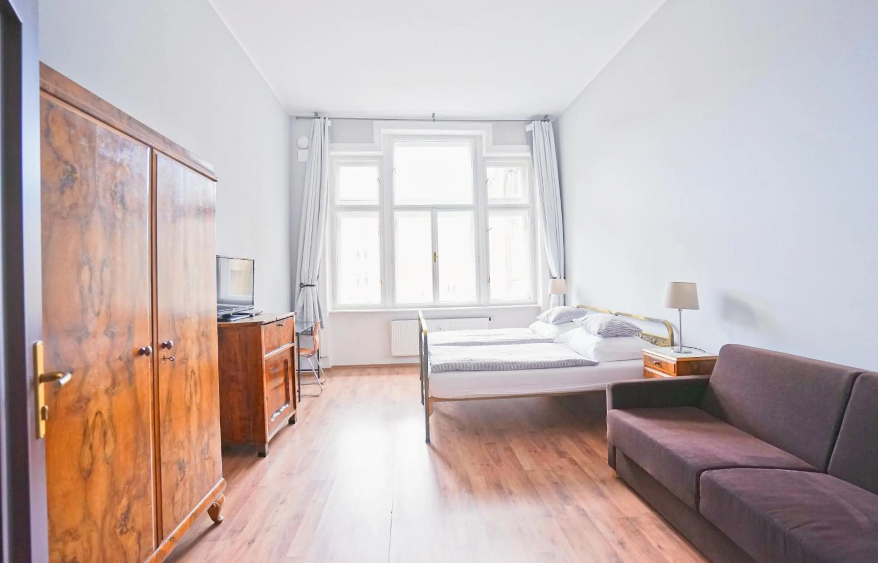 TV and multimedia, Bed in Jacob Brno