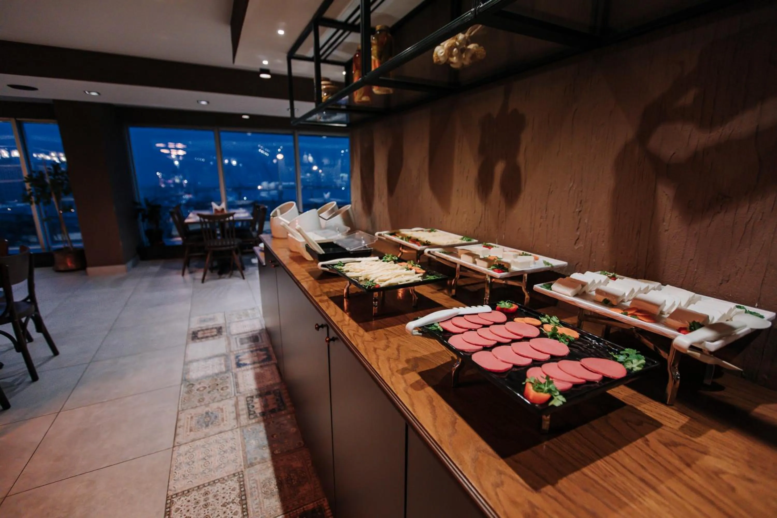 Restaurant/places to eat in TS Gold Otel