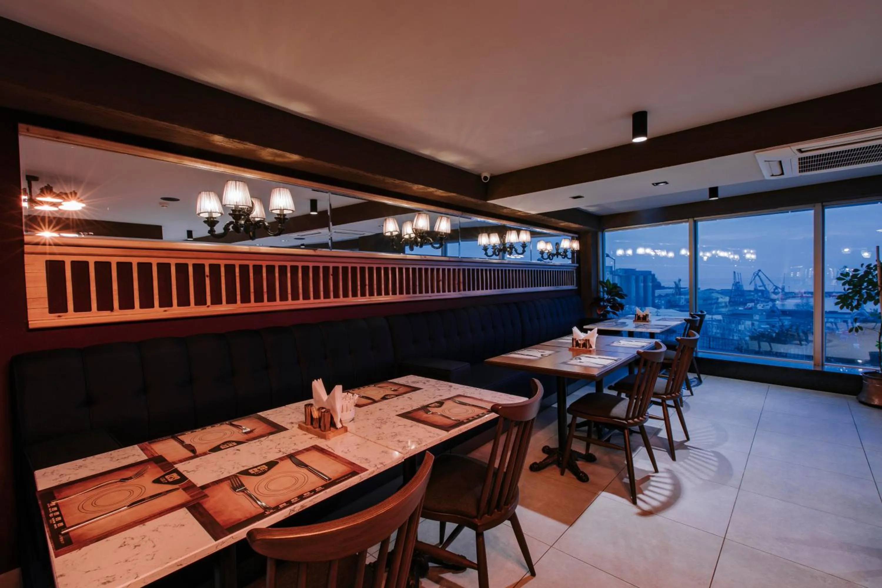 Restaurant/Places to Eat in TS Gold Otel