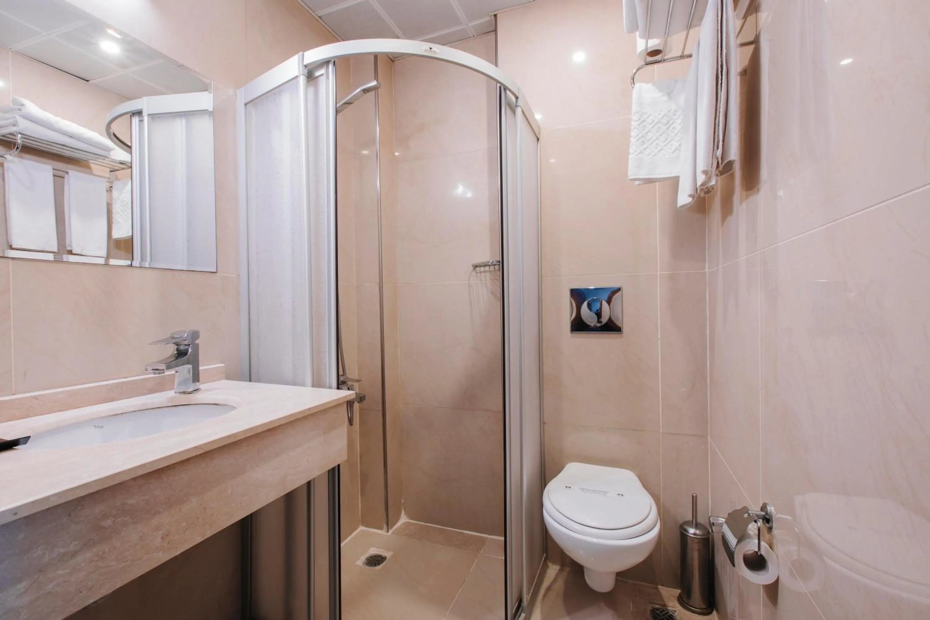 Bathroom in TS Gold Otel