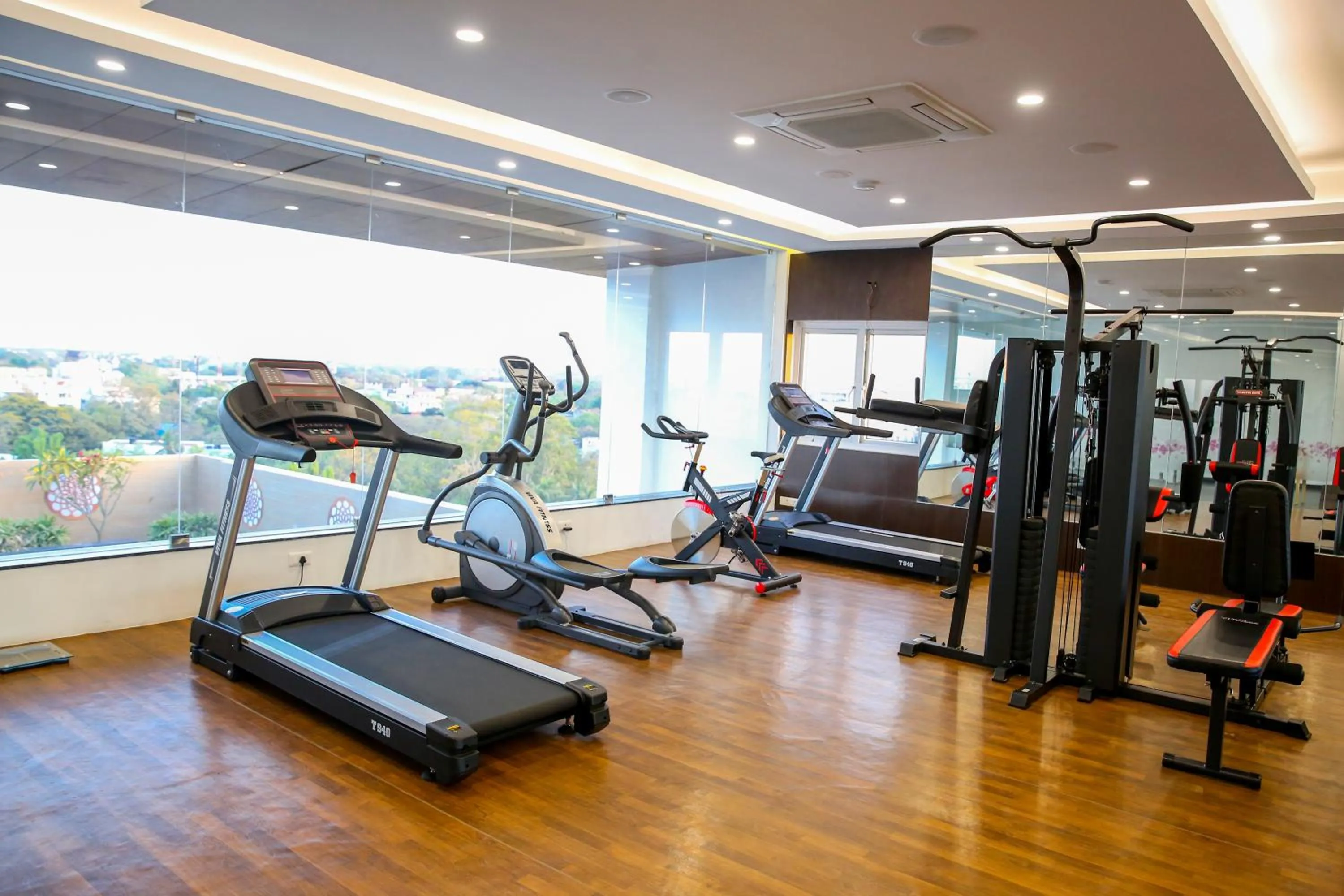 Fitness centre/facilities in Hotel Blossoms