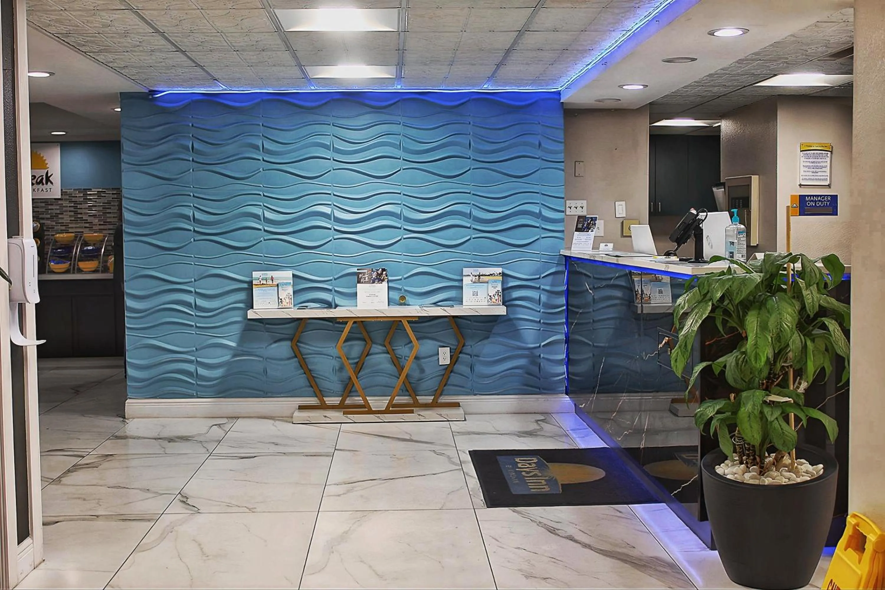 Lobby or reception in Days Inn by Wyndham Marianna