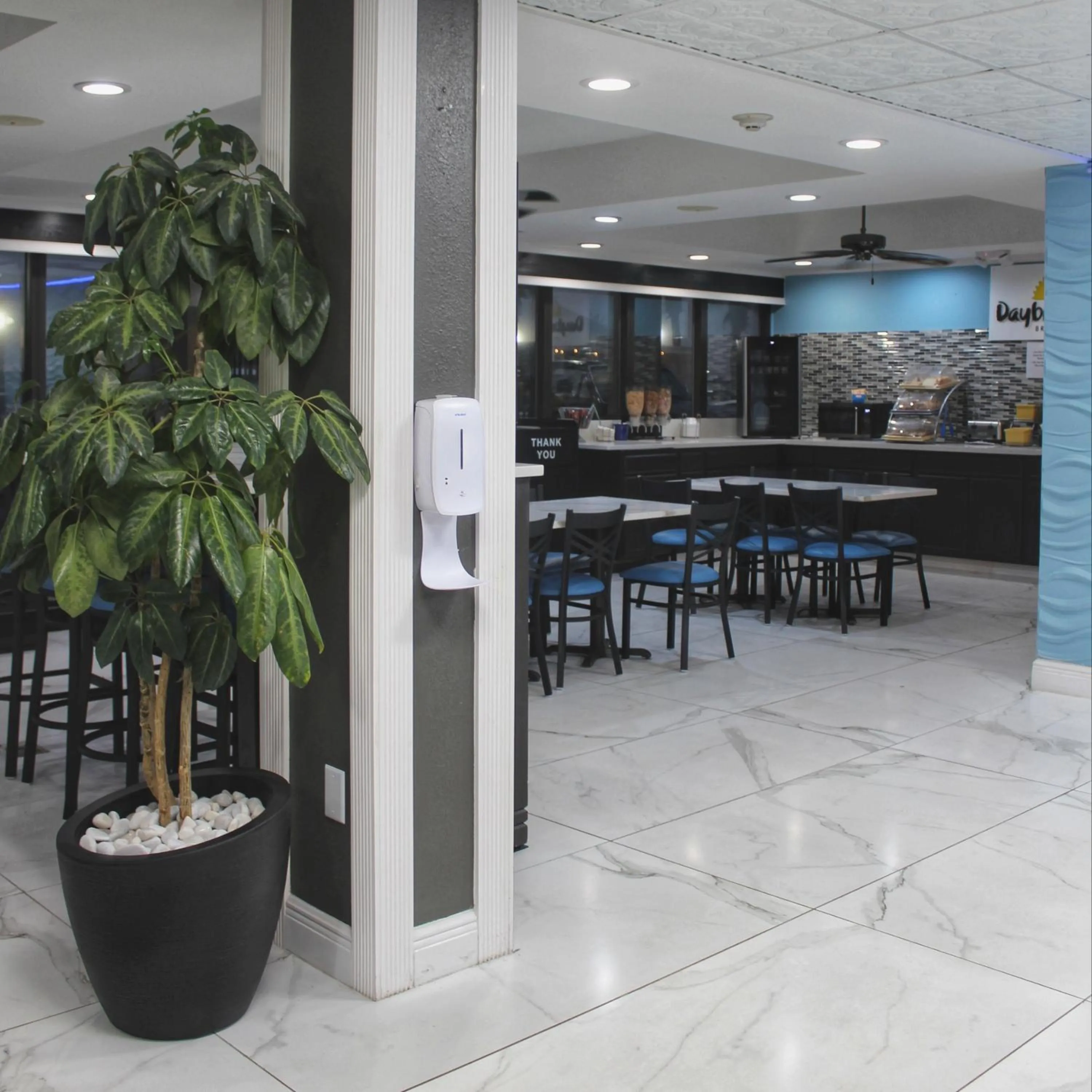 Lobby or reception in Days Inn by Wyndham Marianna
