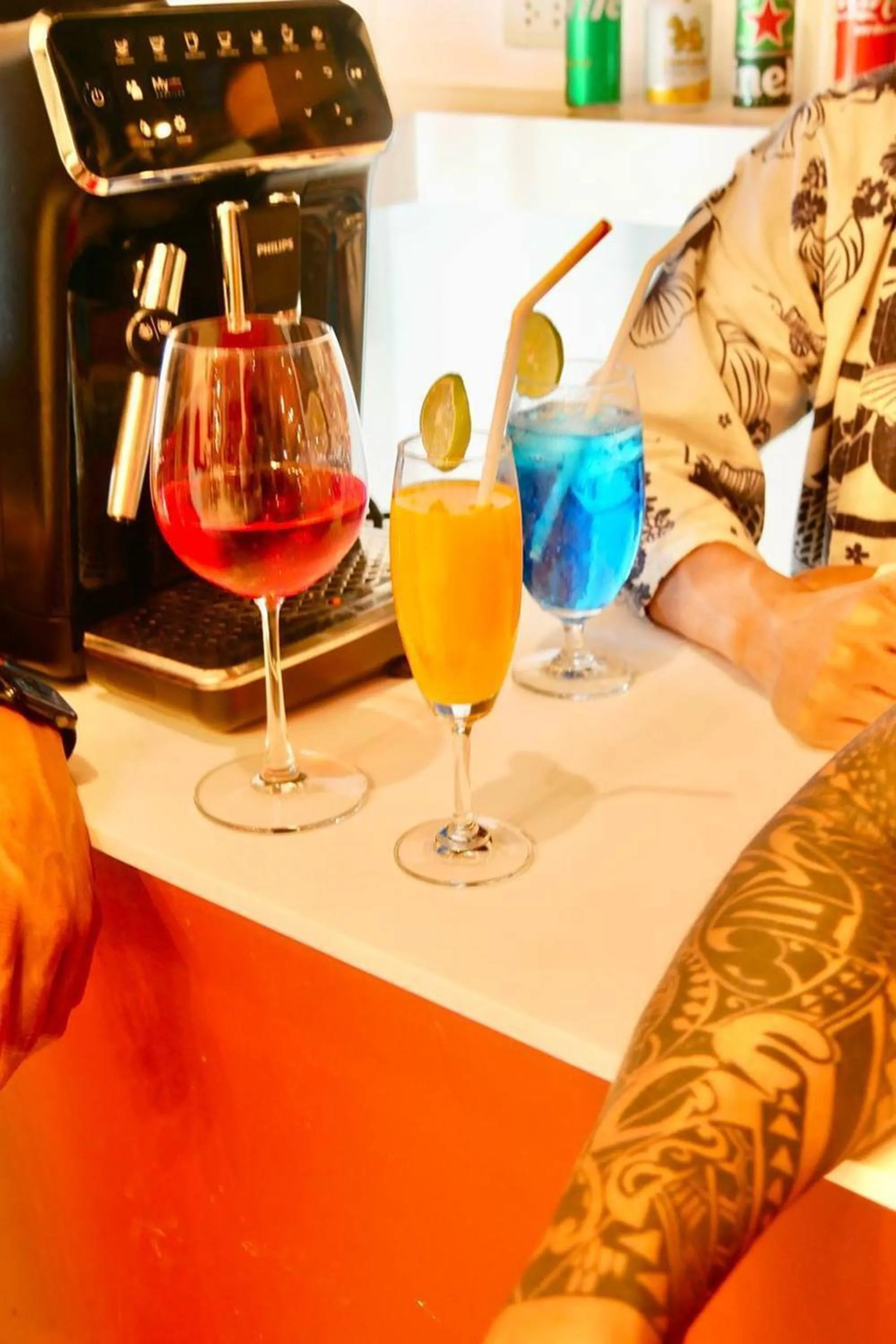 Lounge or bar in Blu Cabin Ari Stylish Gay Poshtel