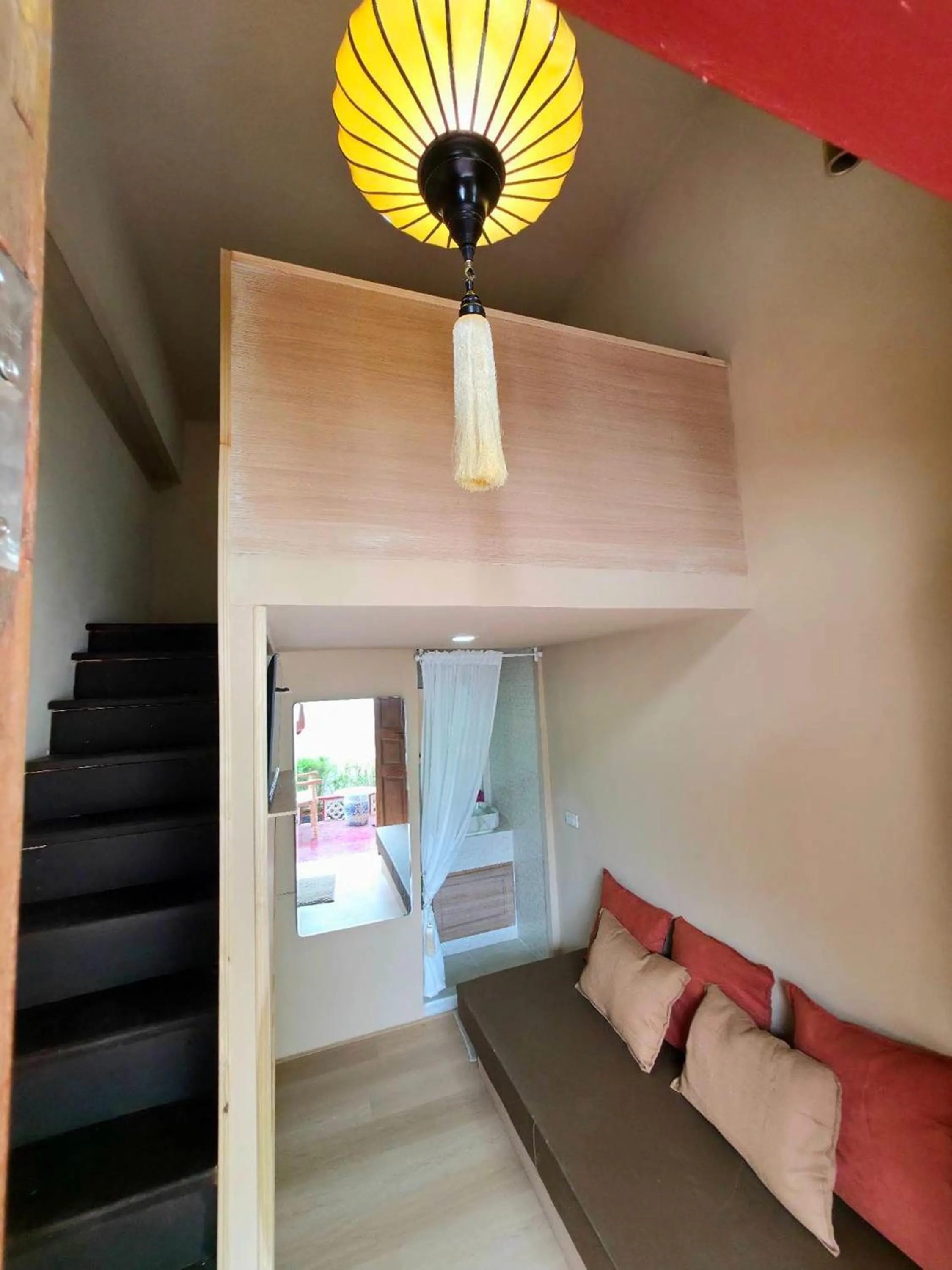 Seating area in Blu Cabin Ari Stylish Gay Poshtel