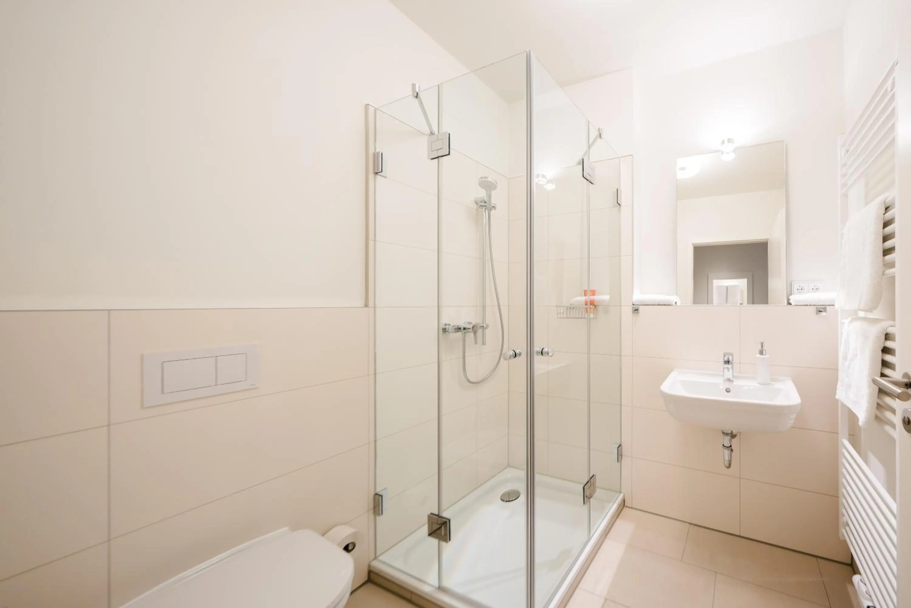 Shower in Haus Rissen Gaestehaus