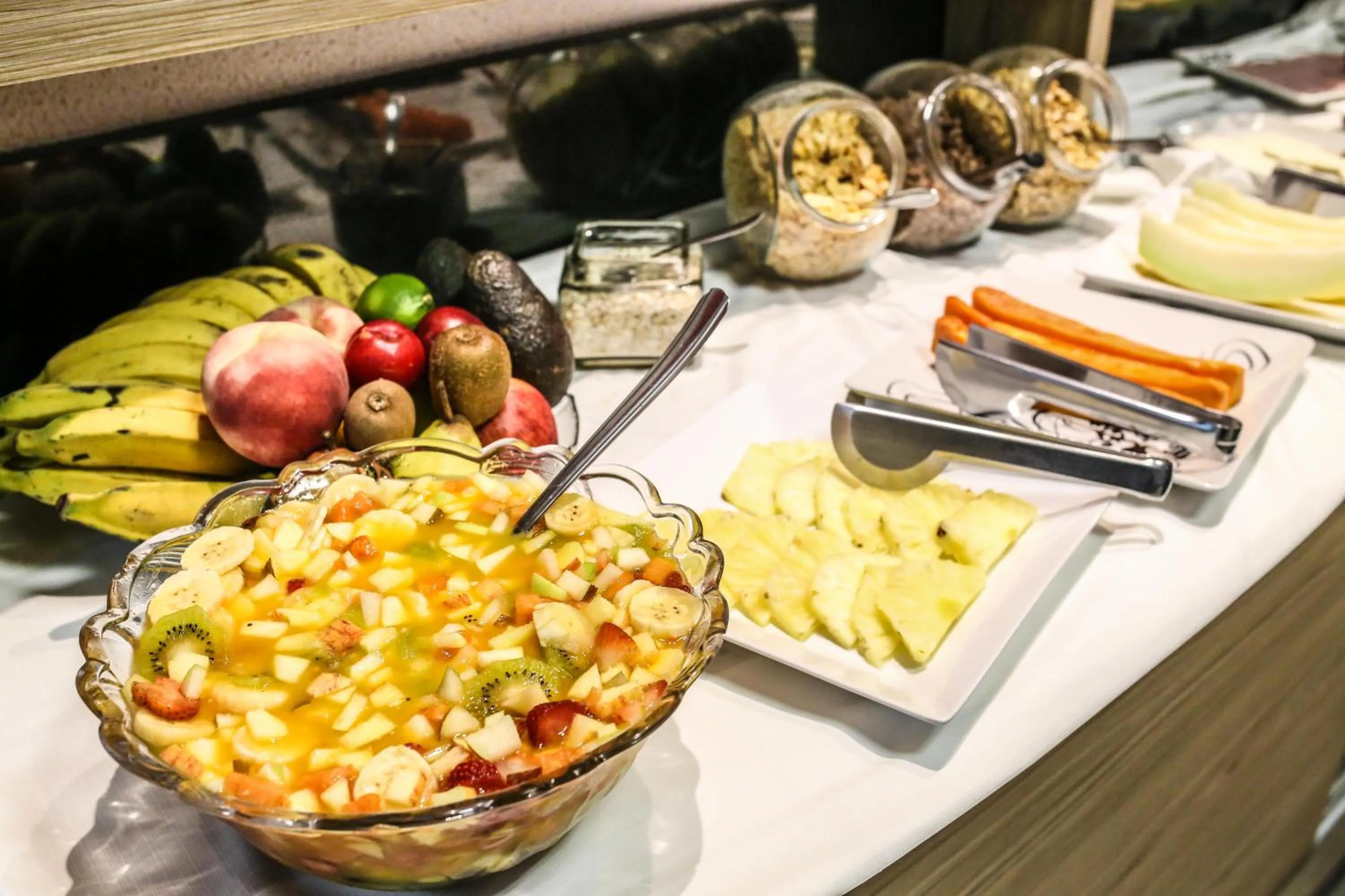 Breakfast in Tri Hotel Smart Criciuma