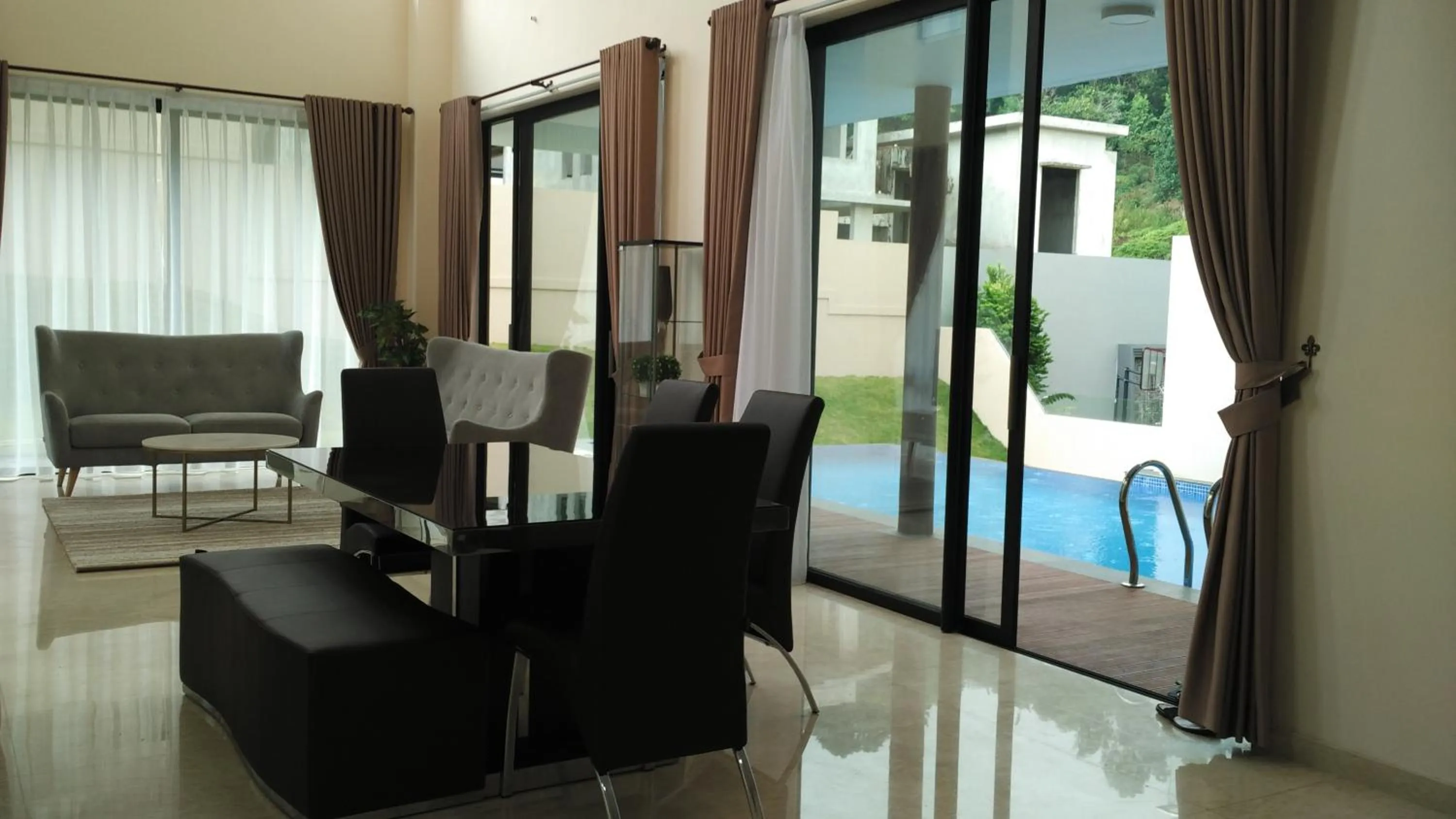 Dining area in SleepRest @ Nagoya Valley