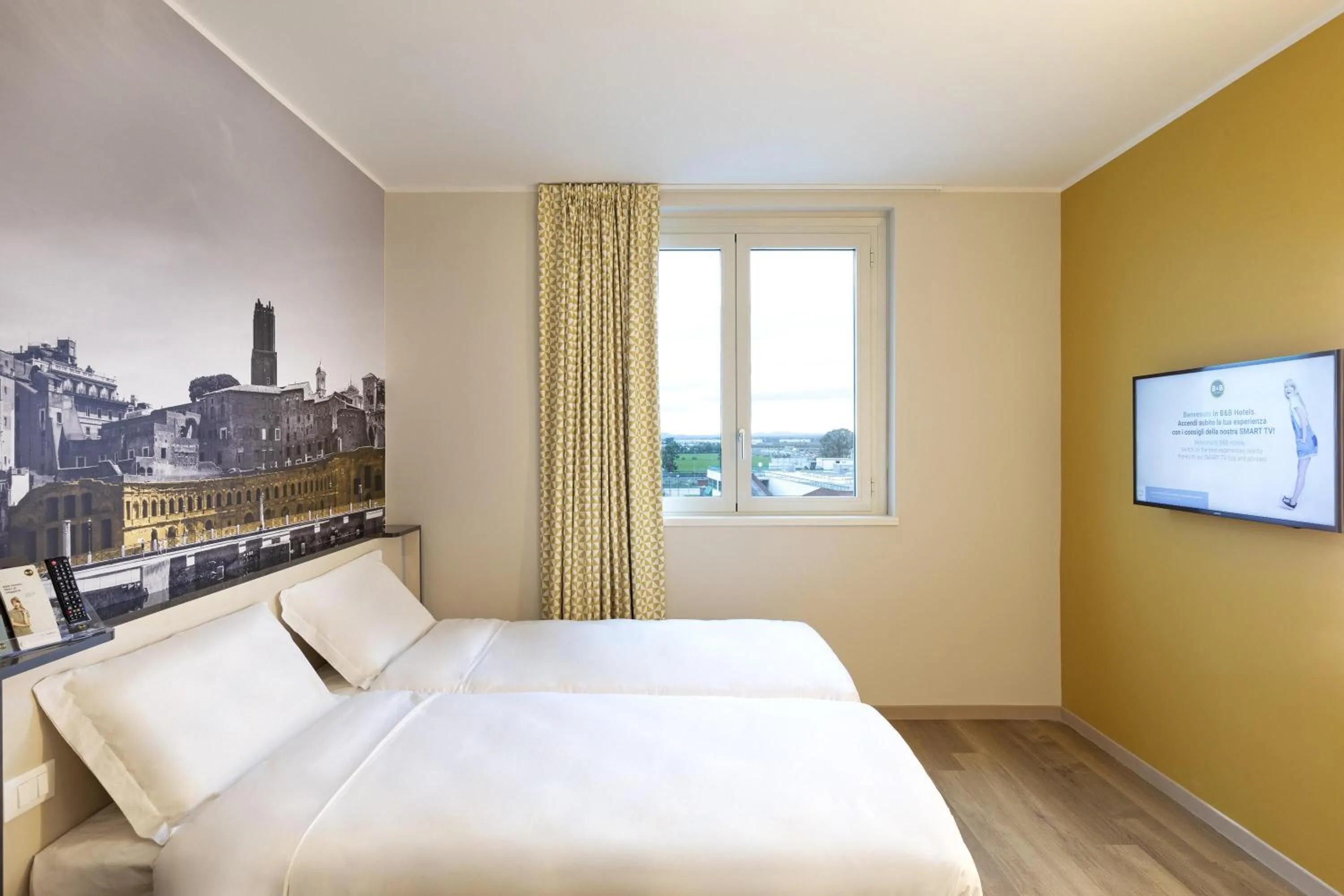 Photo of the whole room, Bed in B&B Hotel Roma Fiumicino Aeroporto Fiera 1