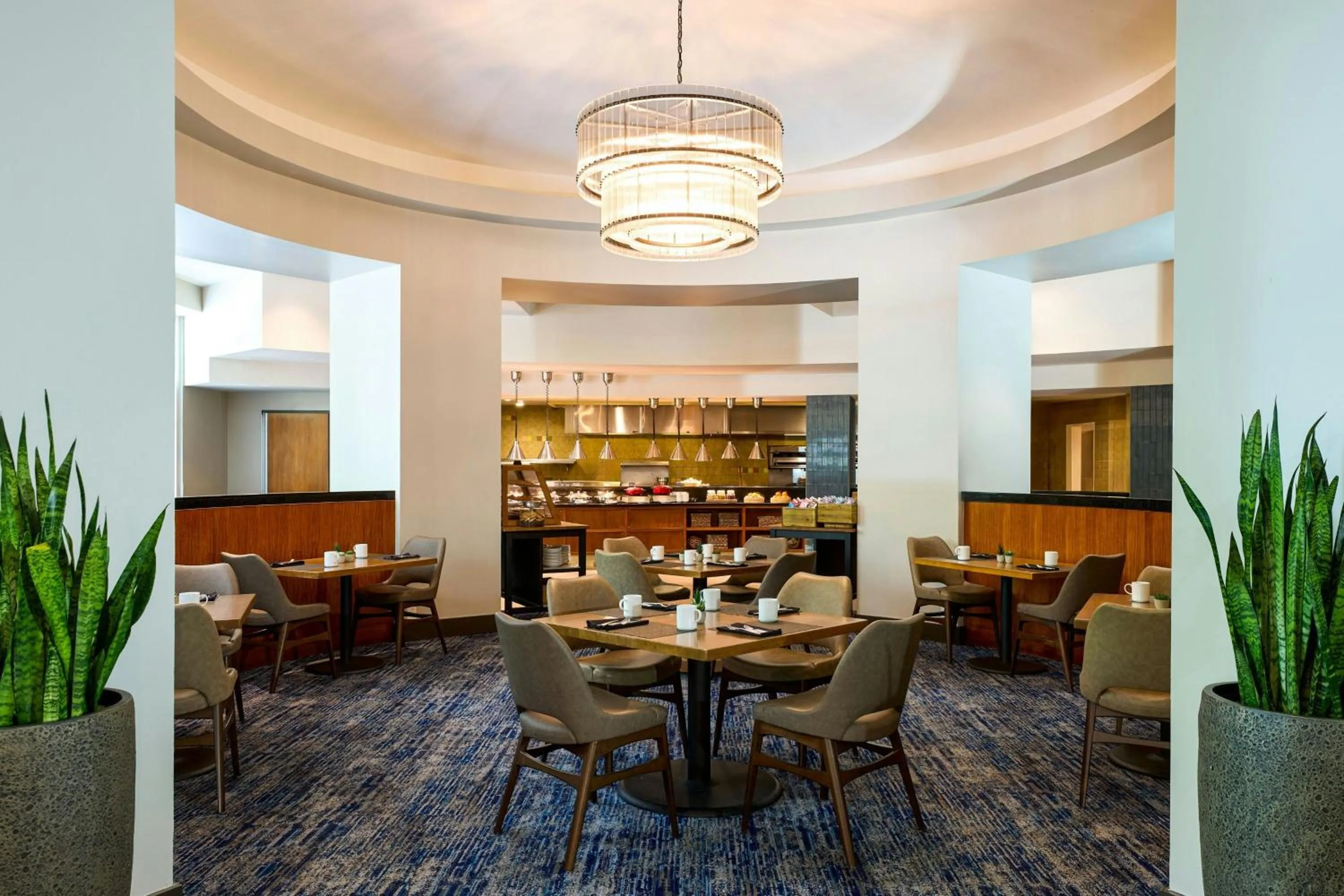 Restaurant/places to eat in The Woodlands Waterway Marriott Hotel and Convention Center