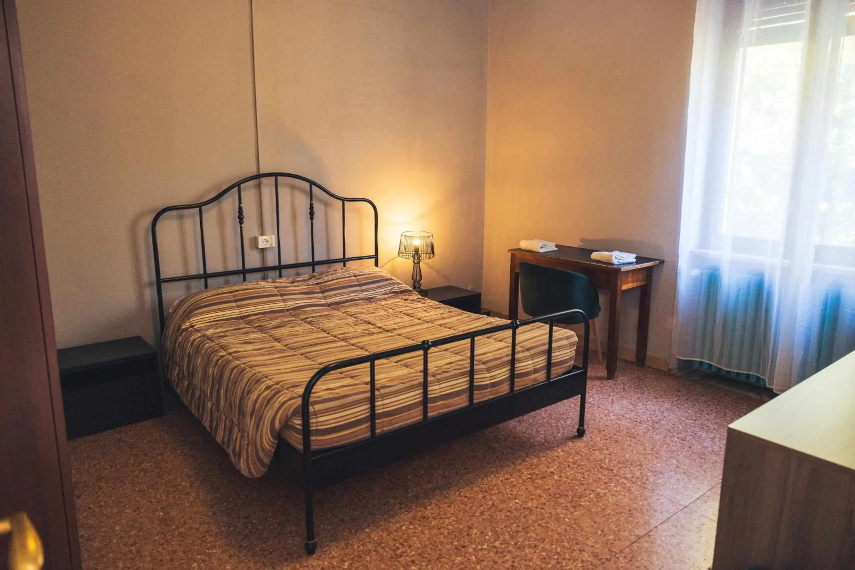 Double Room with Shared Bathroom in OstellOlinda Double Room with Shared Bathroom in OstellOlinda