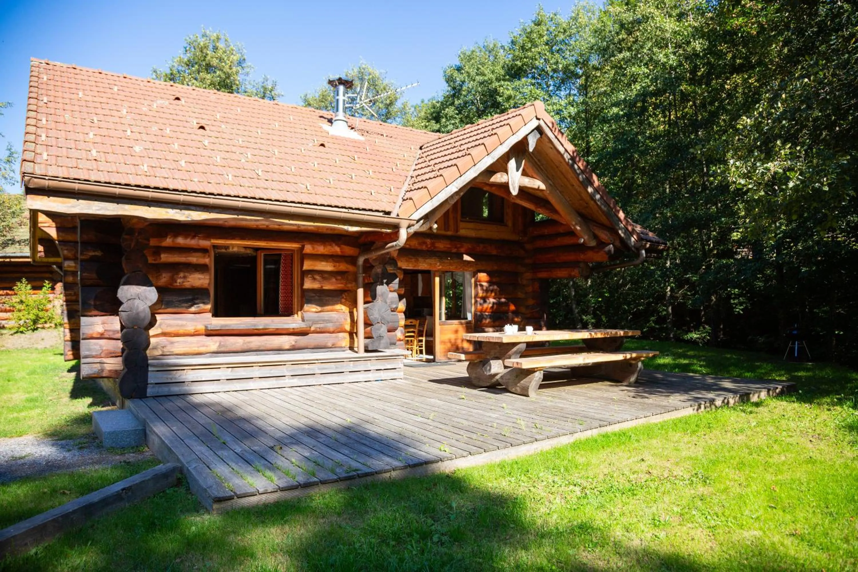 Property building in Le Couarôge Chalets et Appartements