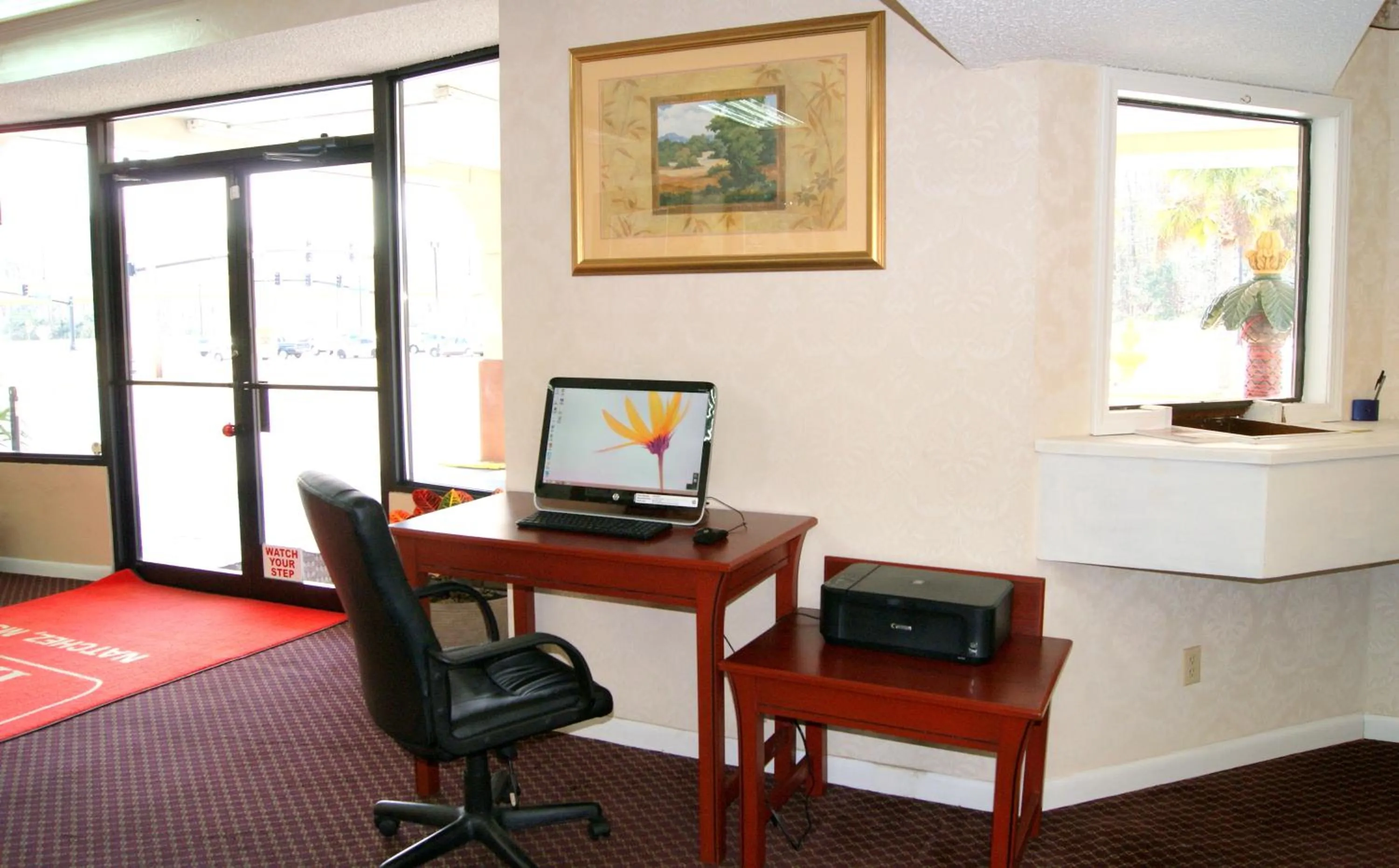Business facilities in Red Carpet Inn - Natchez
