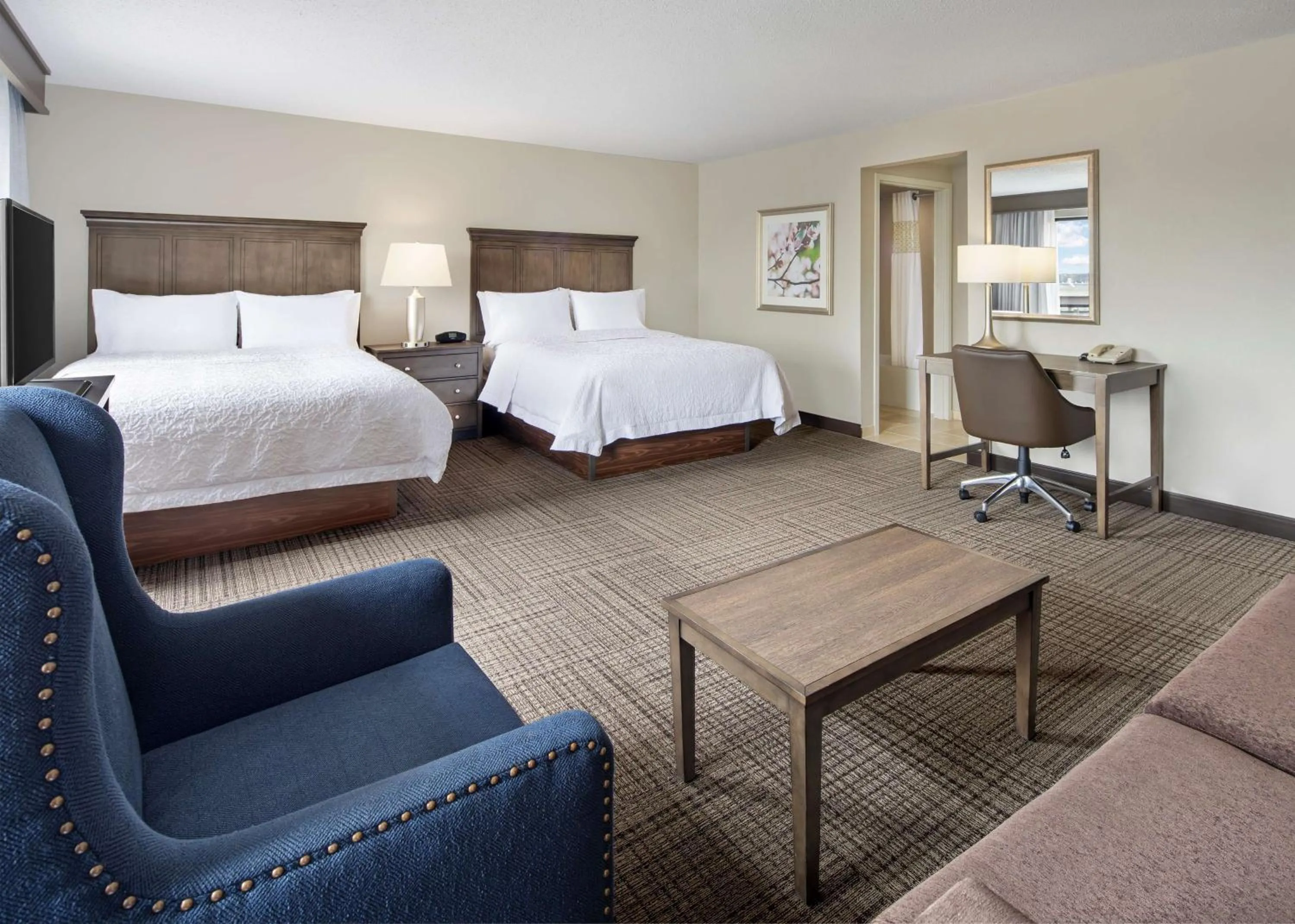 Bedroom, Bed in Hampton Inn & Suites Alexandria Old Town Area South