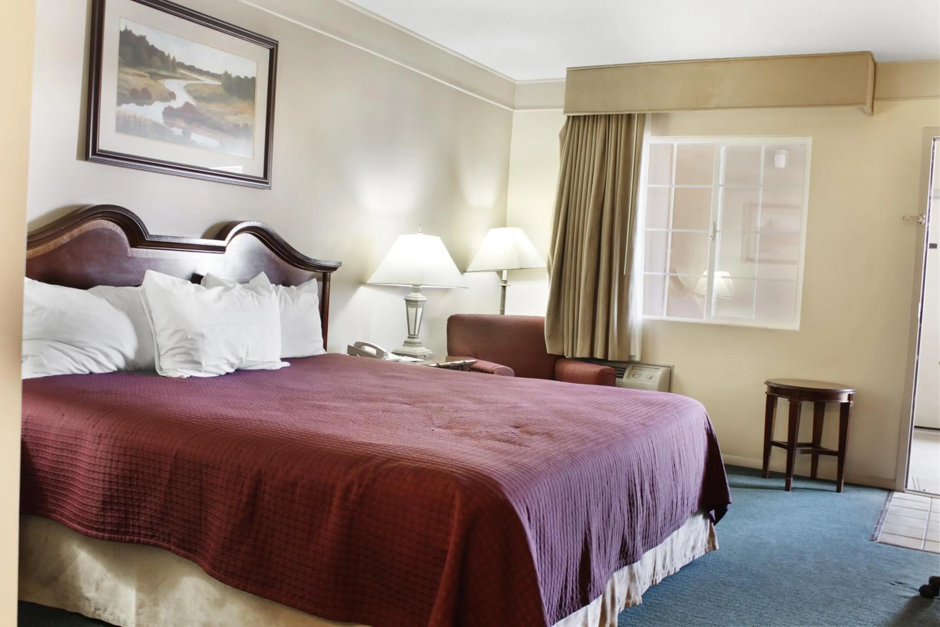 Photo of the whole room in Days Inn by Wyndham Delta CO