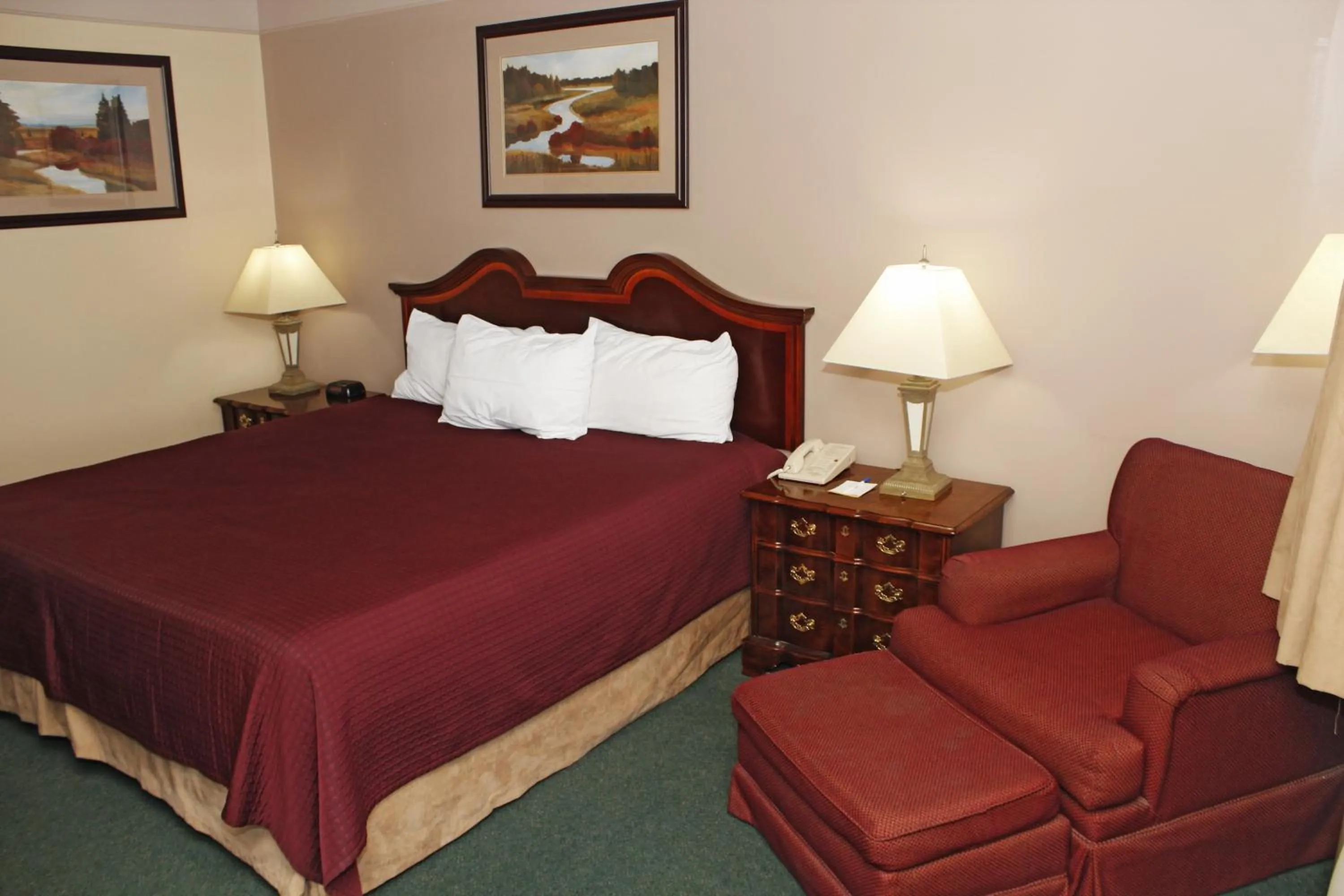 Photo of the whole room in Days Inn by Wyndham Delta CO