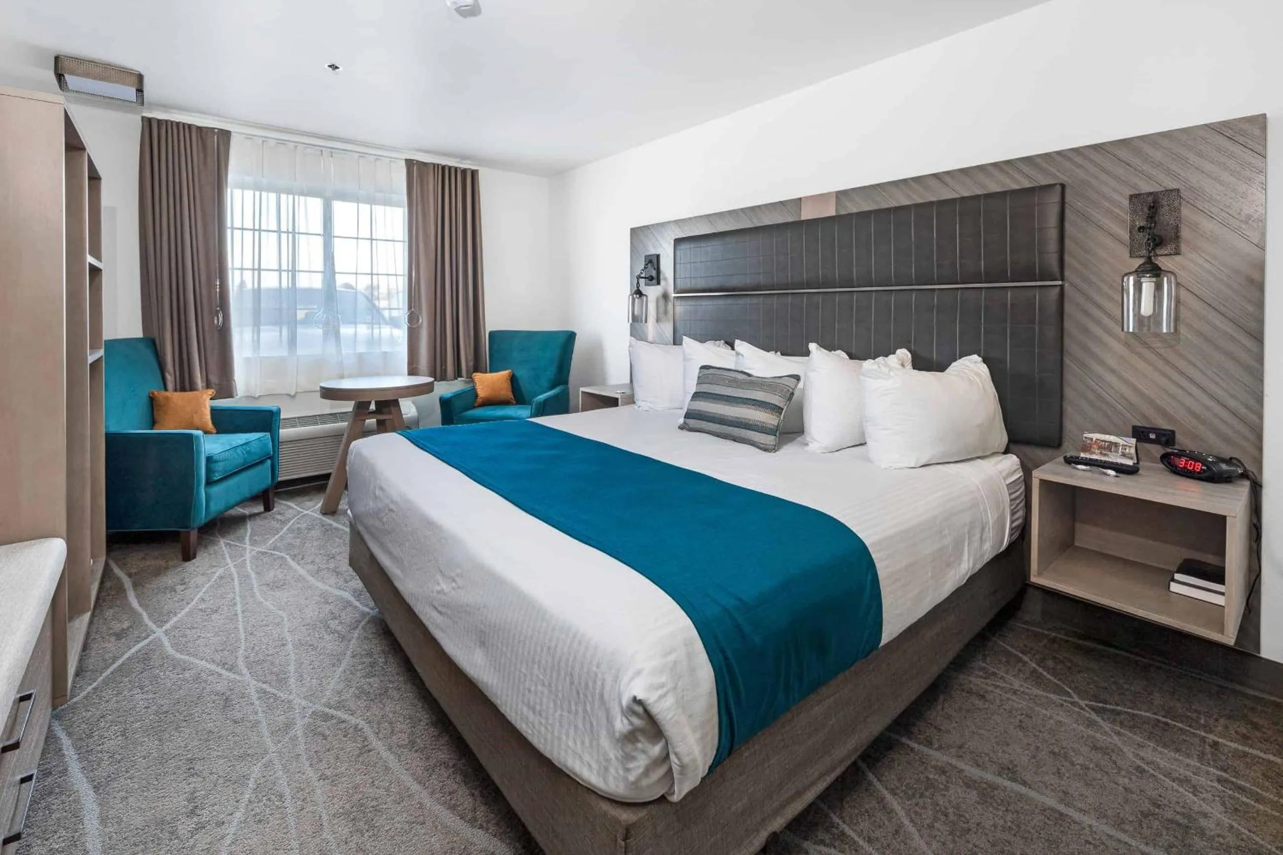 Bed in The Marina Inn