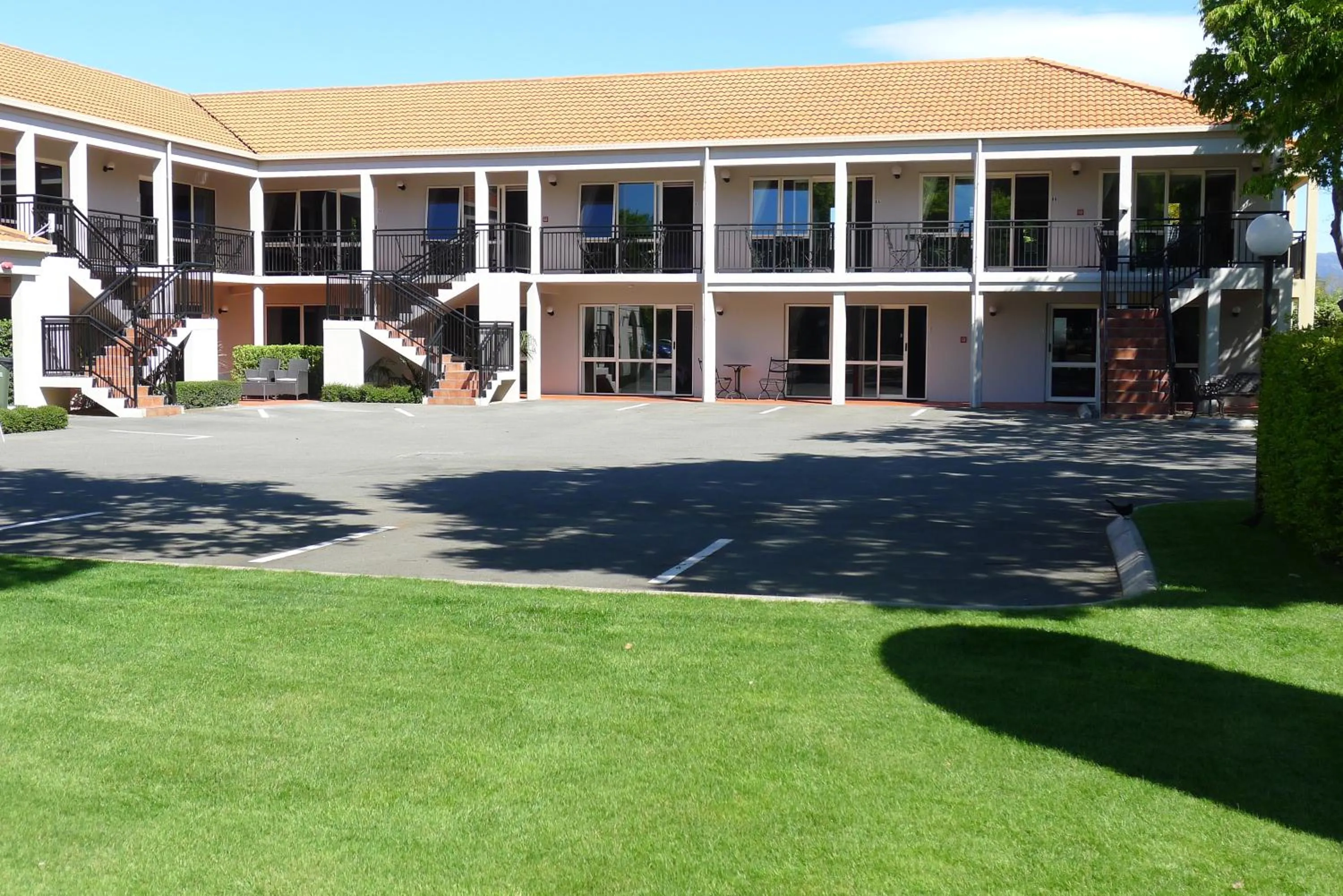 Property building in Lugano Motor Lodge