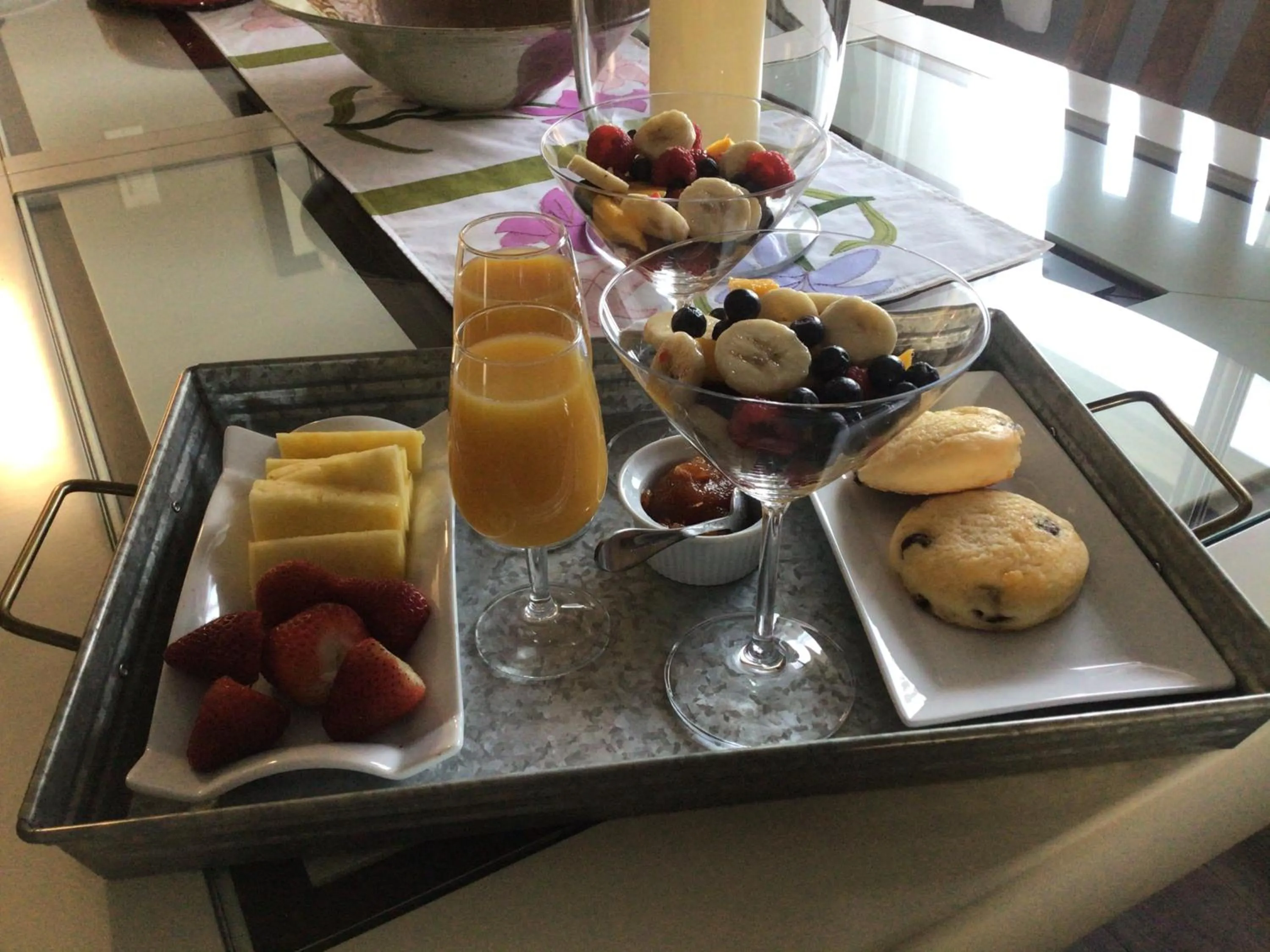 Breakfast in Berkie’s Bed & Breakfast