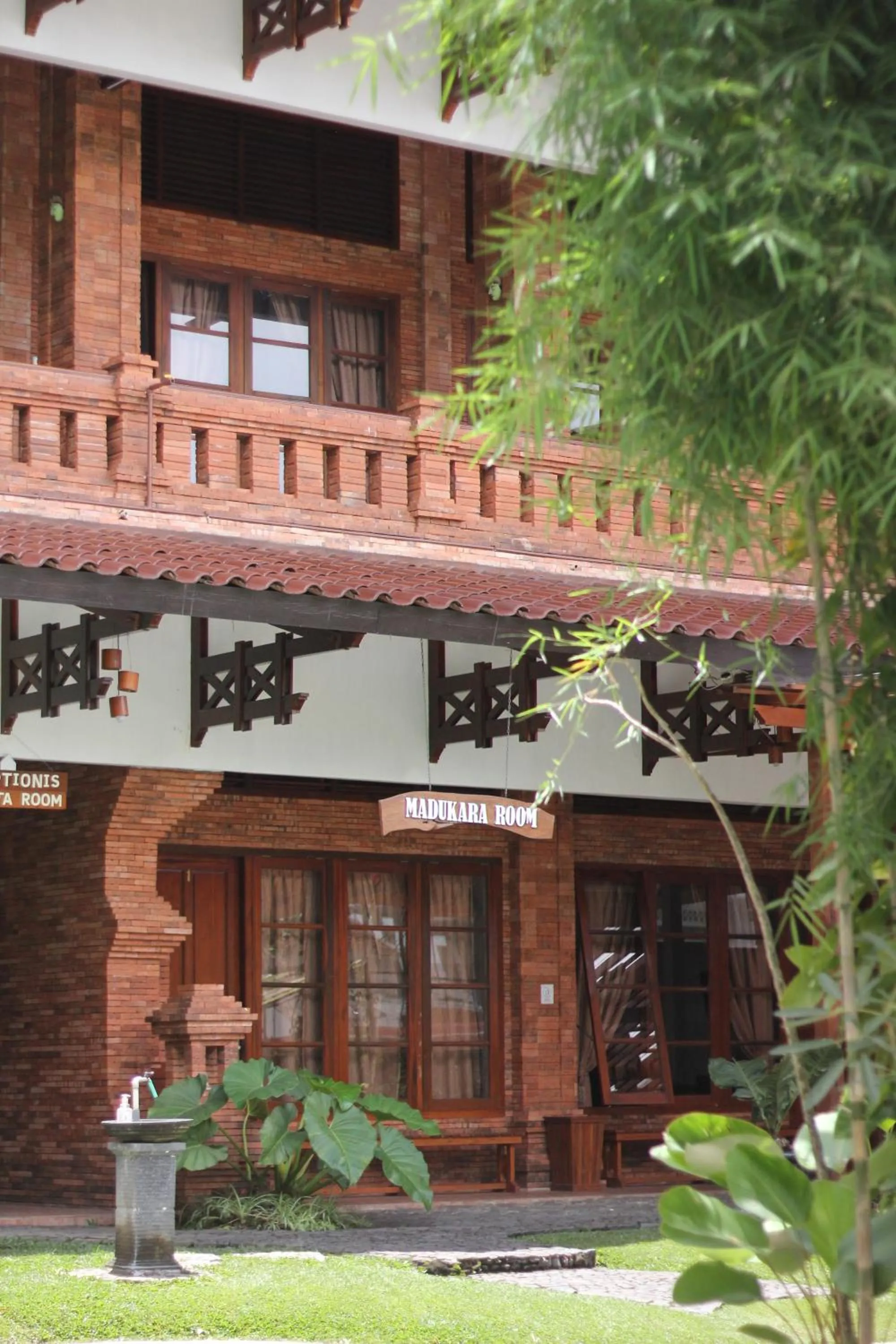 Jawa Dwipa Heritage Resort