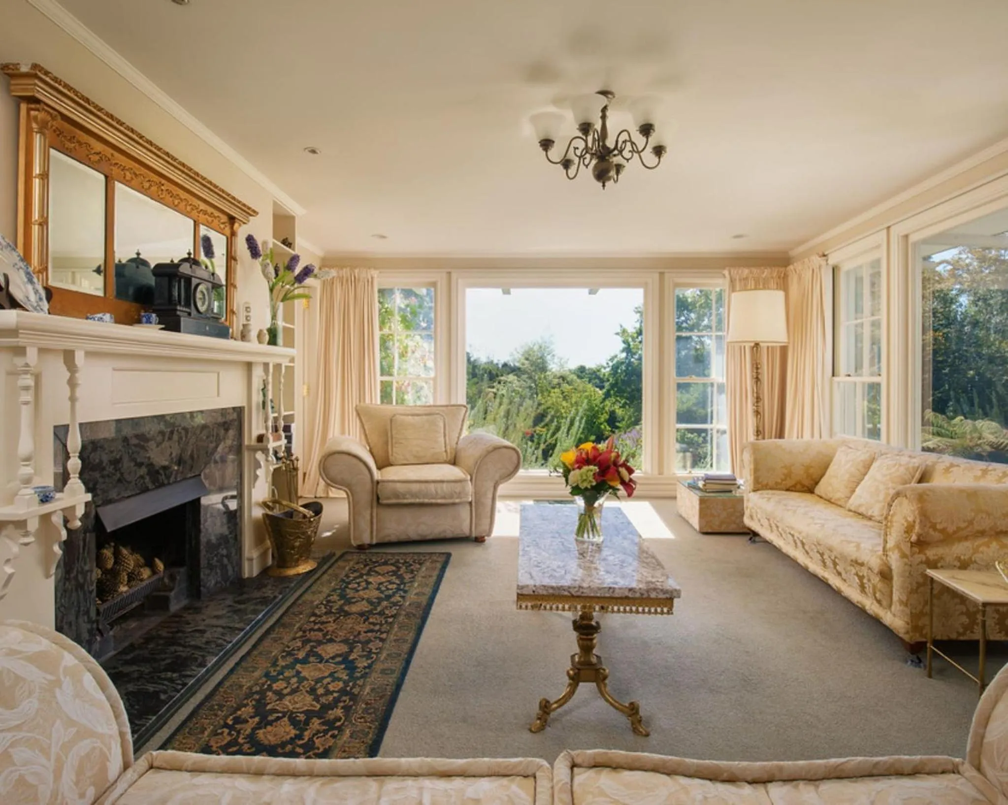 Living room in Greenmantle Estate Hotel