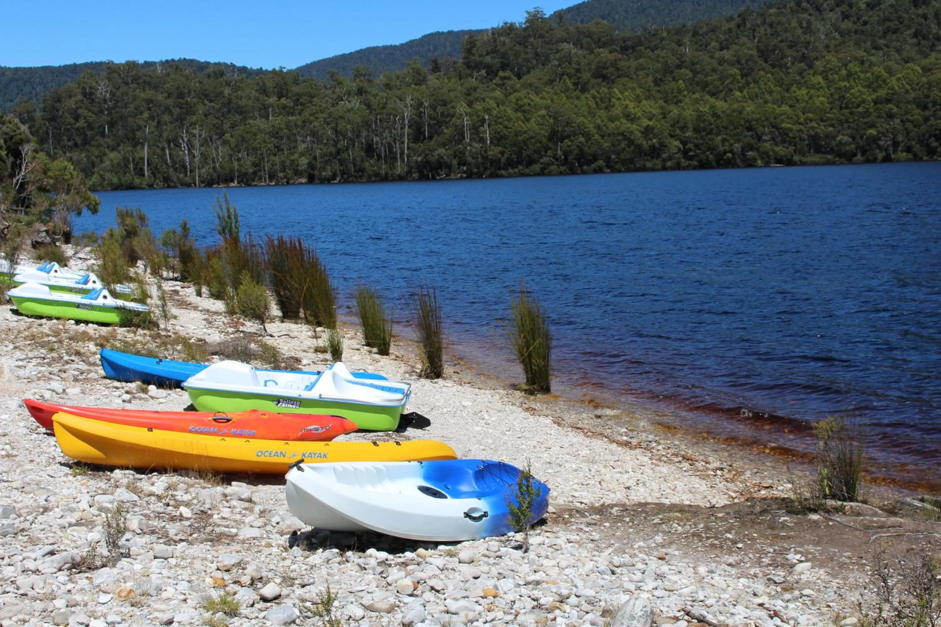 Canoeing in Tullah Lakeside Lodge