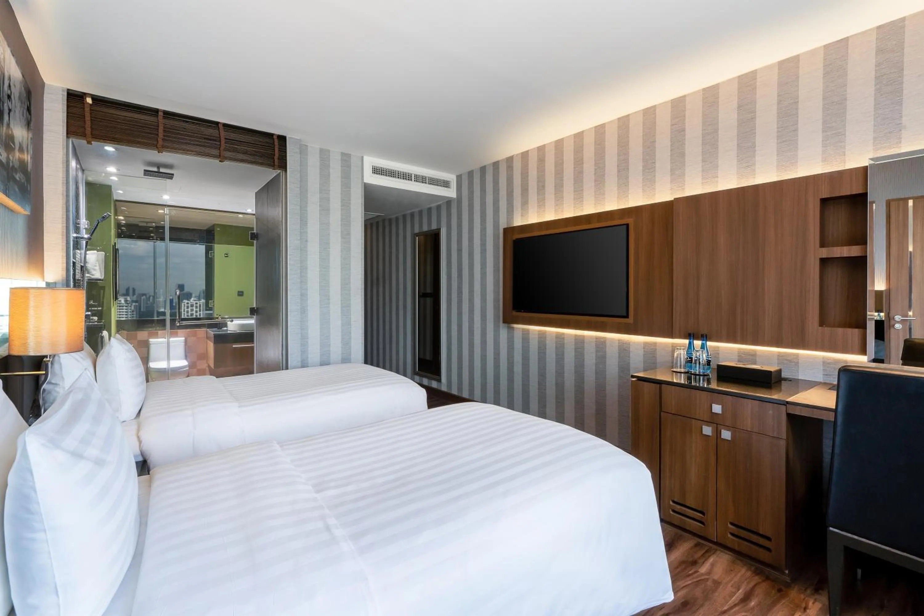 Bed in The Continent Hotel Sukhumvit - Asok BTS Bangkok