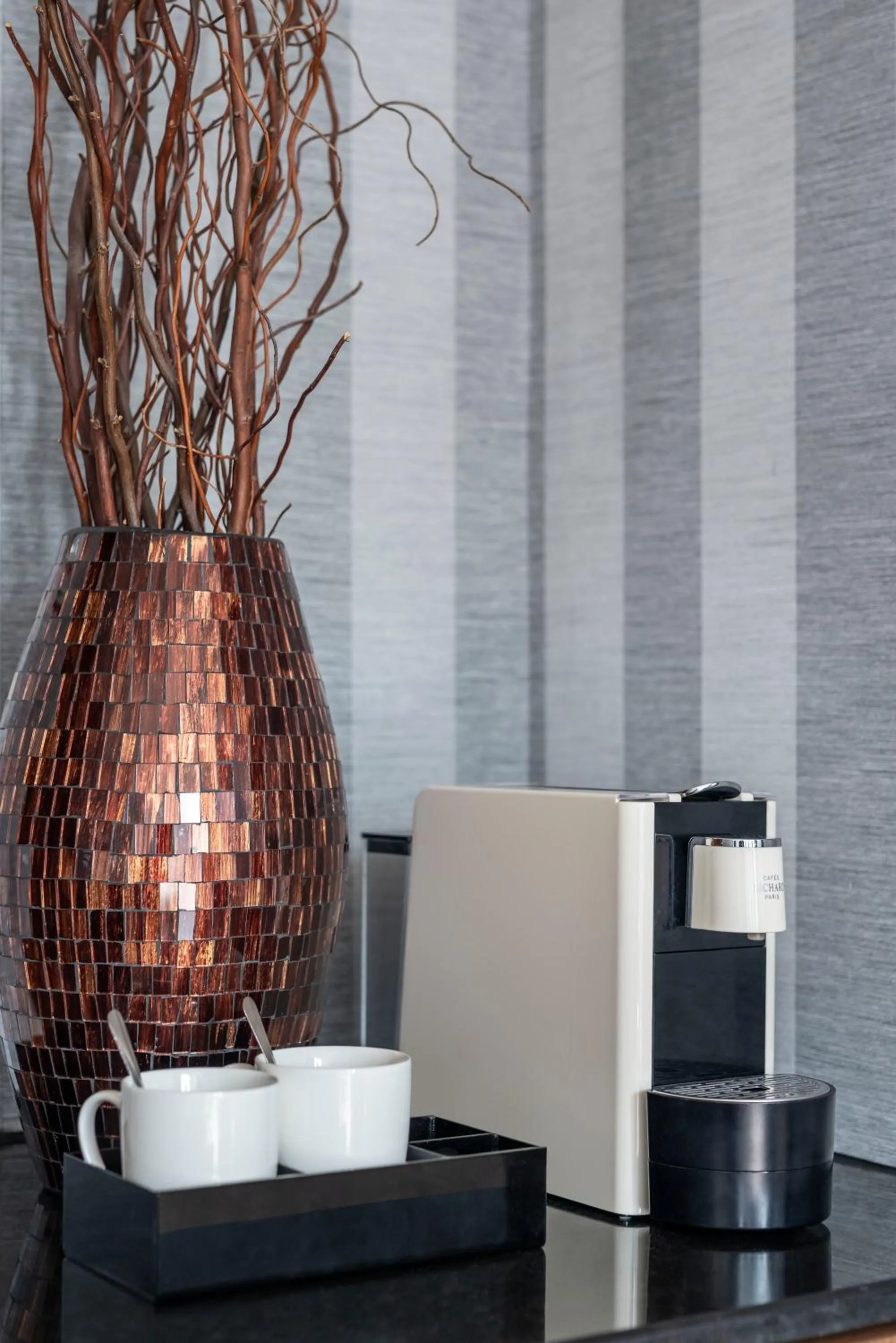 Seating area in The Continent Hotel Sukhumvit - Asok BTS Bangkok