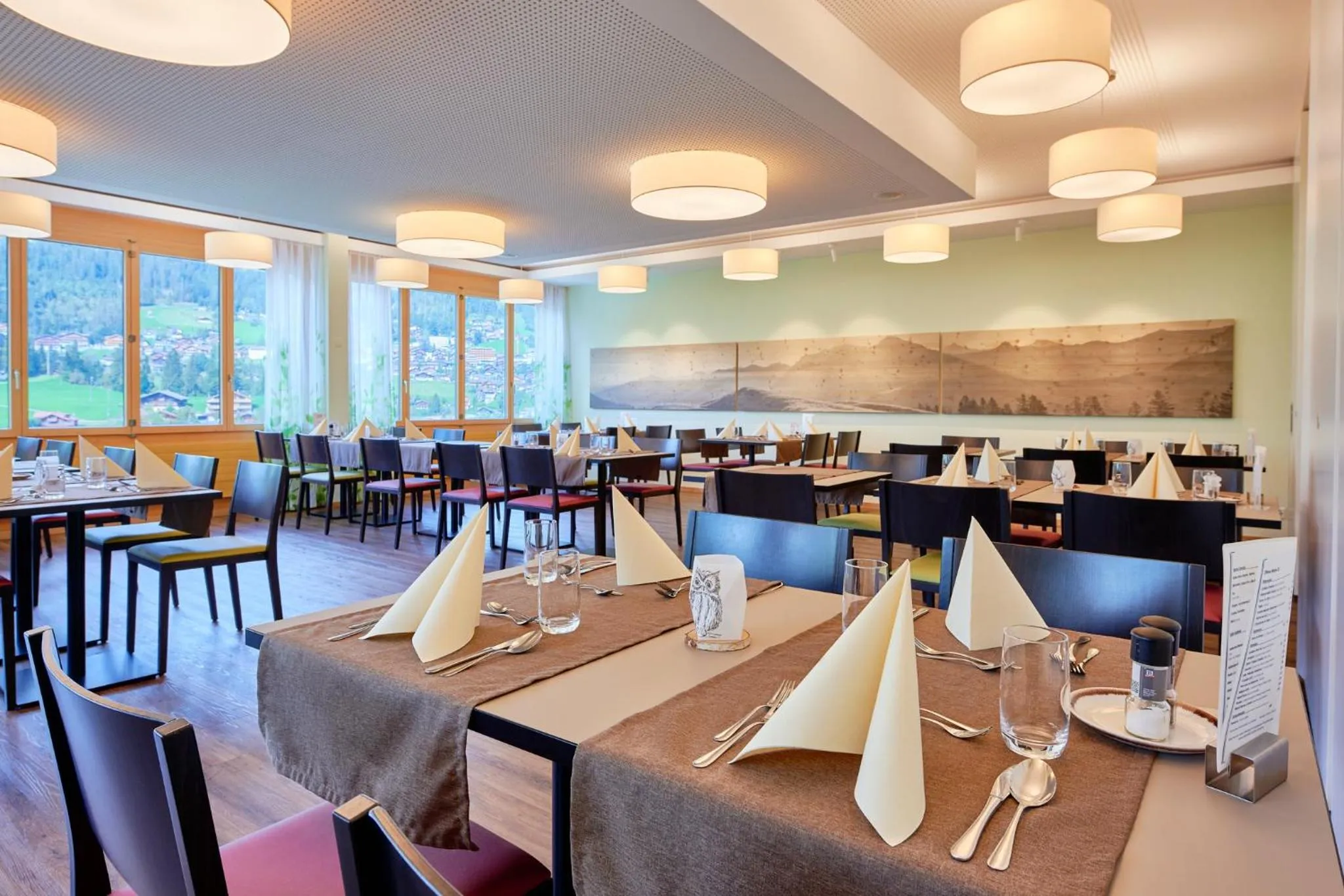 Restaurant/places to eat in Ferien- und Familienhotel Alpina Adelboden