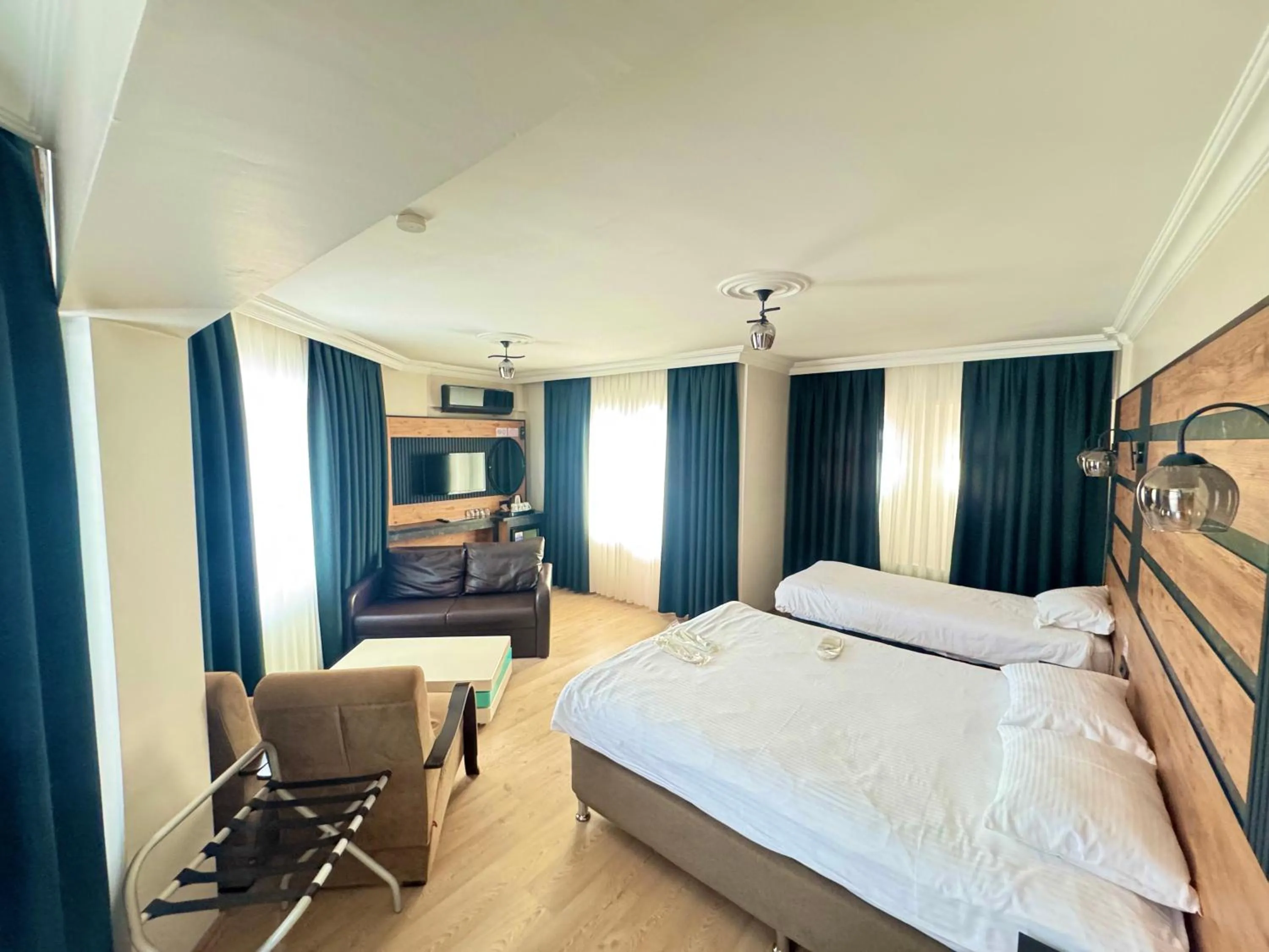 Photo of the whole room, Bed in Amasra Ceylin Otel