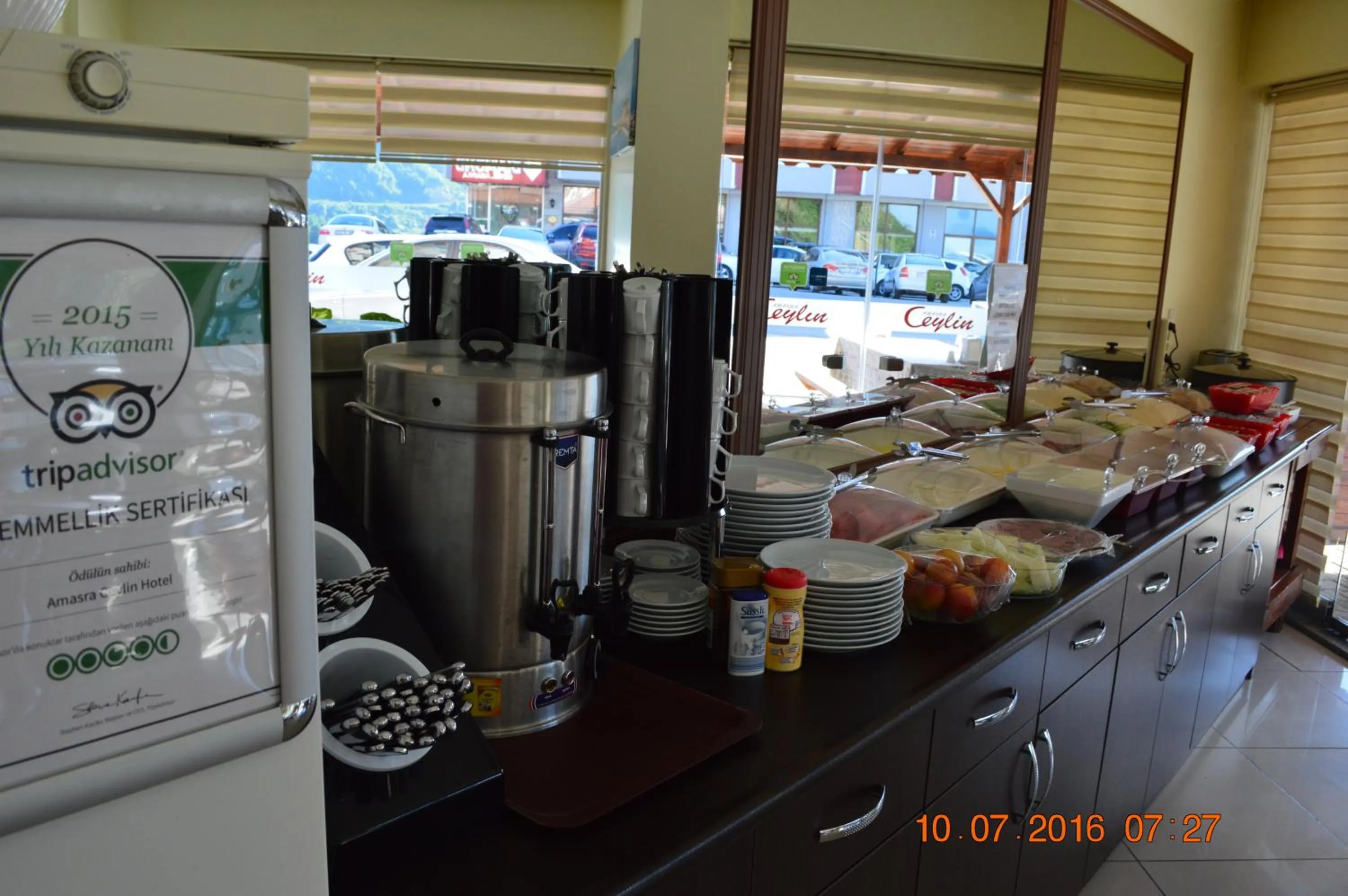 Continental breakfast in Amasra Ceylin Otel