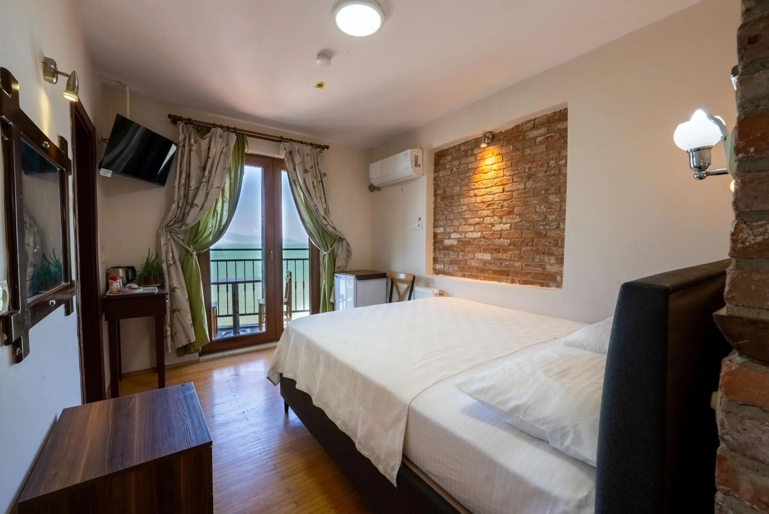 Bed in Fulya Pension