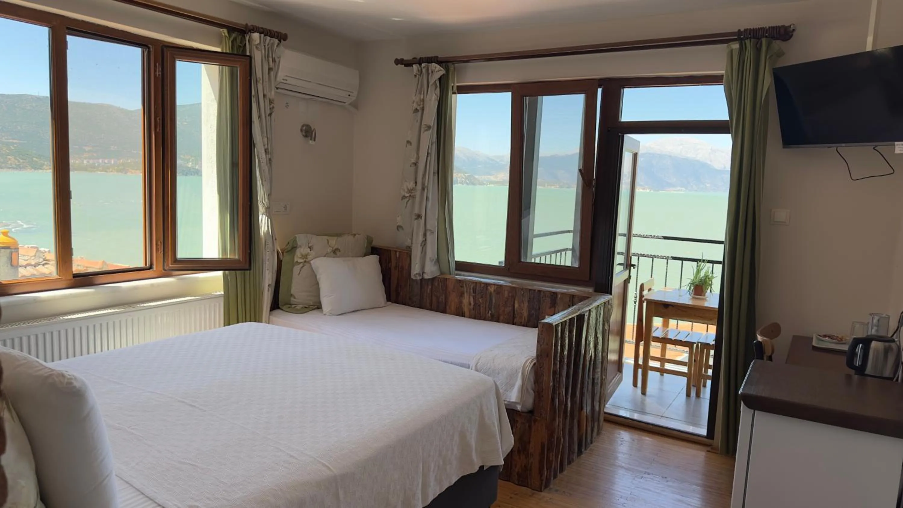 Bed in Fulya Pension