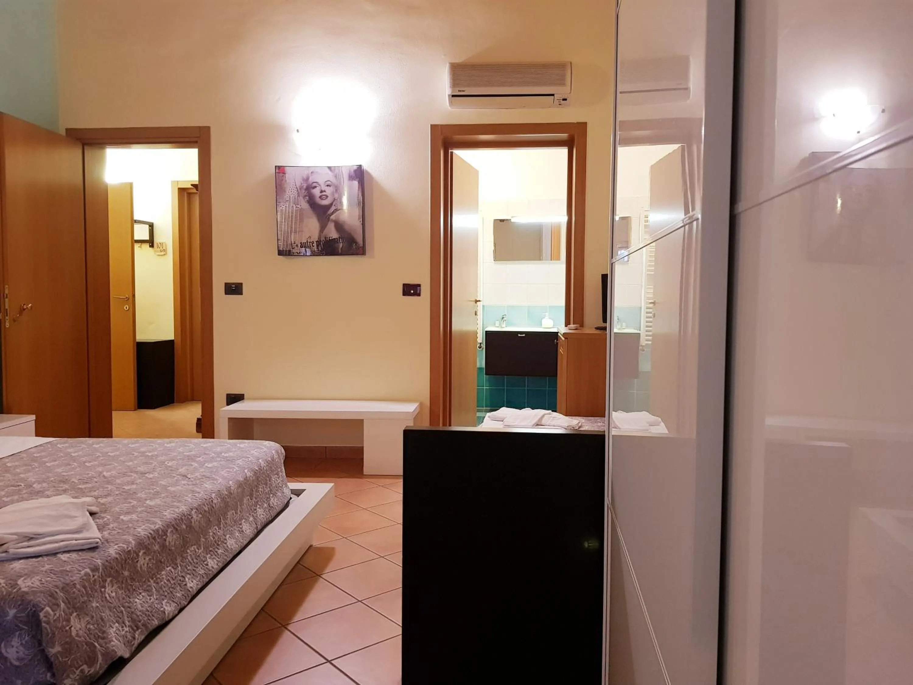 Photo of the whole room, Bed in SPIEDO IMPERIALE - Locanda e Ristorante