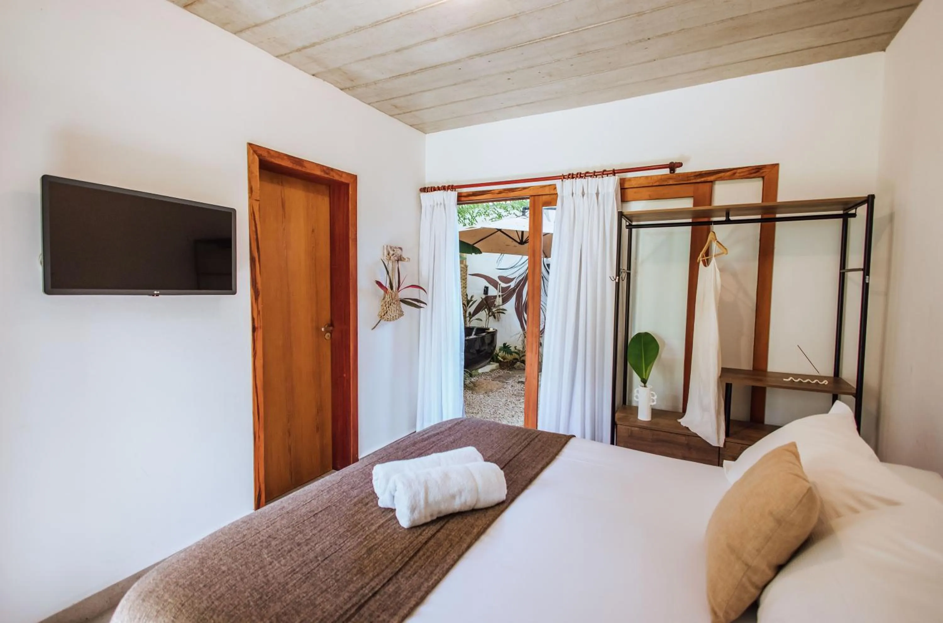 Bedroom, Bed in Smart Hotel Reserva Ilhabela