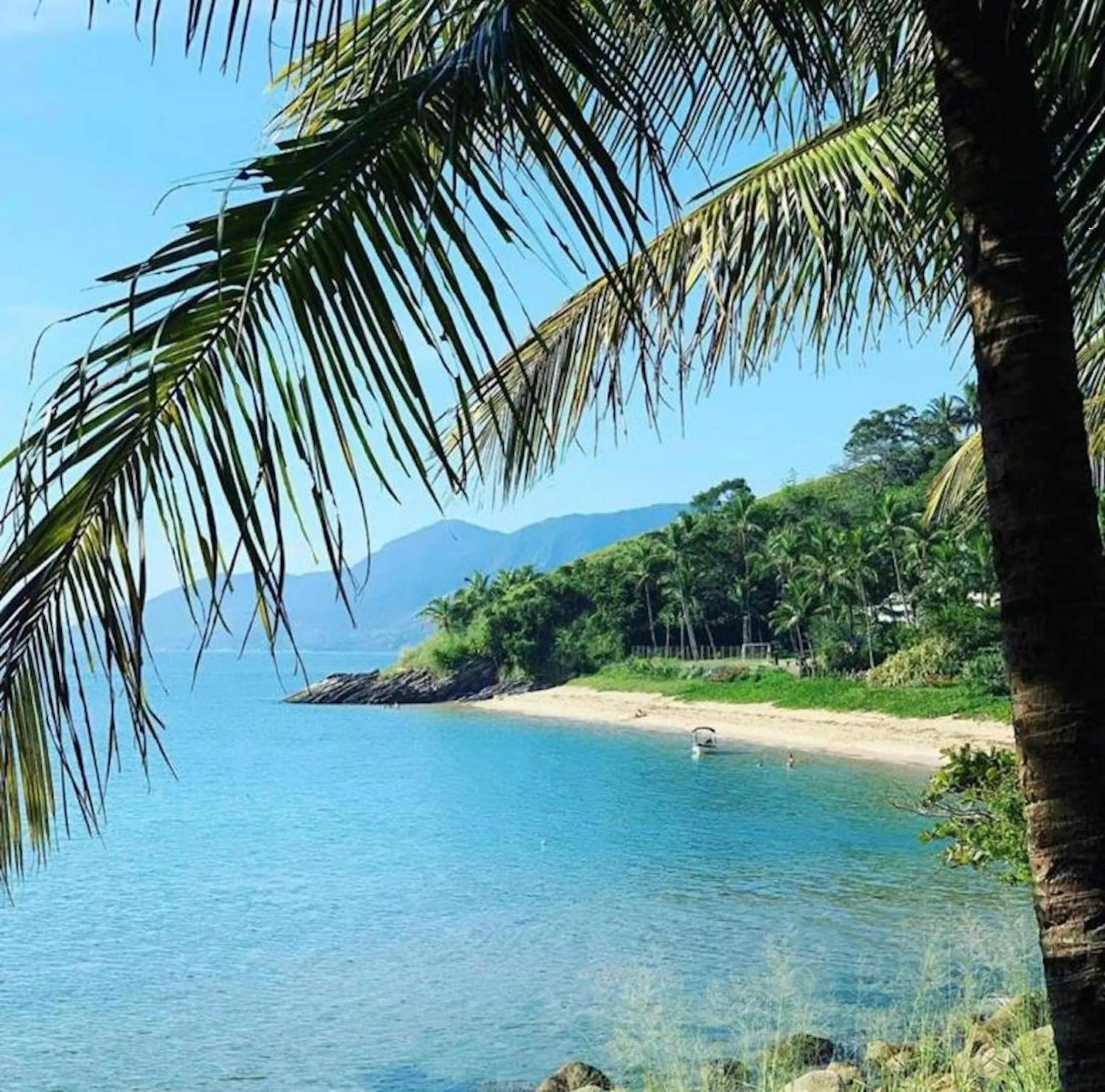 Beach in Smart Hotel Reserva Ilhabela