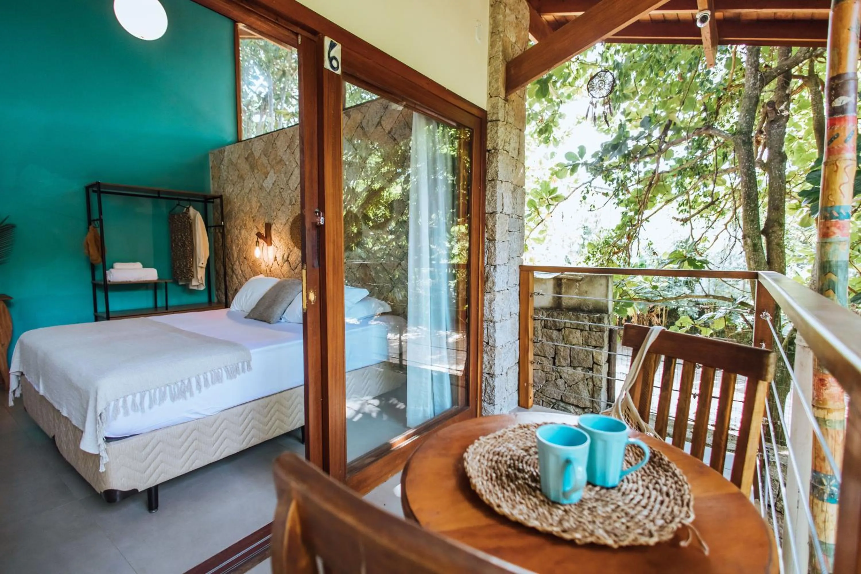 Balcony/Terrace, Bed in Smart Hotel Reserva Ilhabela