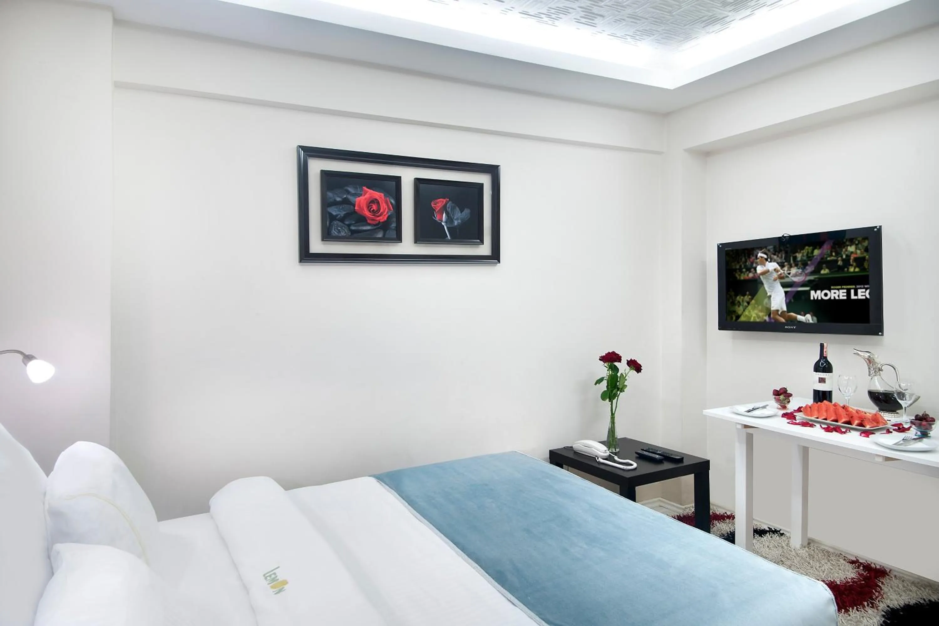 Bed in Lemon Residence