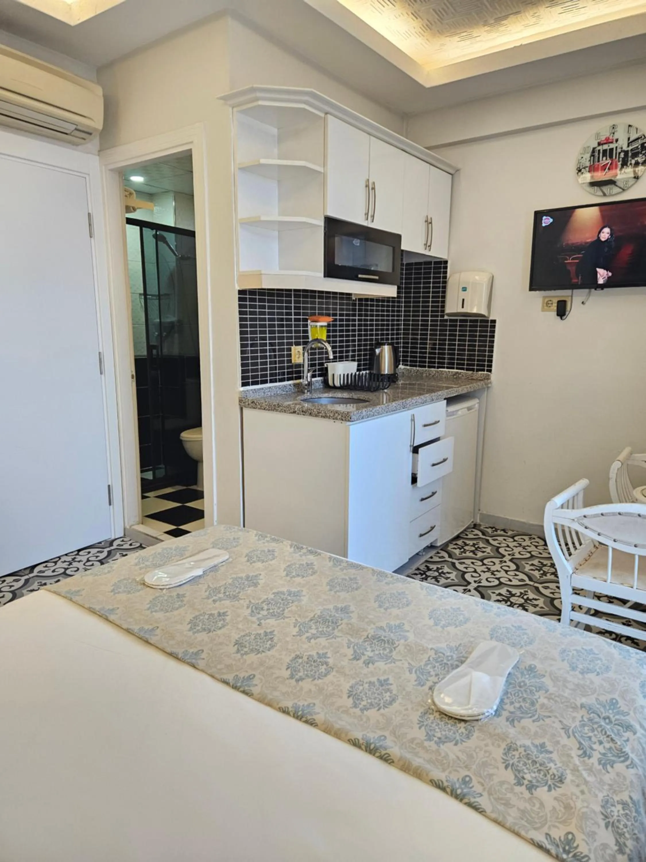 Kitchen or kitchenette in Lemon Residence