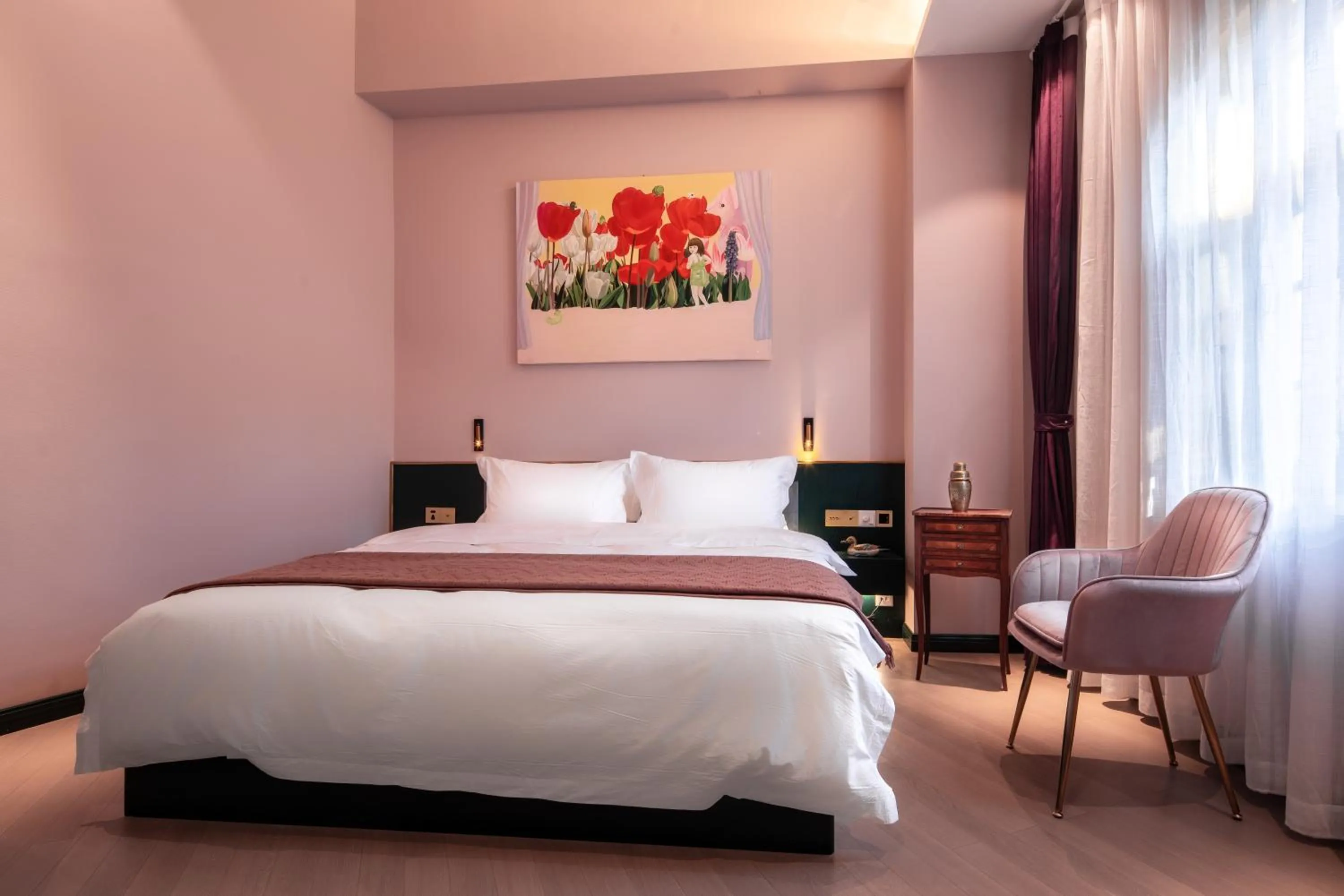 Bed in Moon and Chalice Boutique Hotel