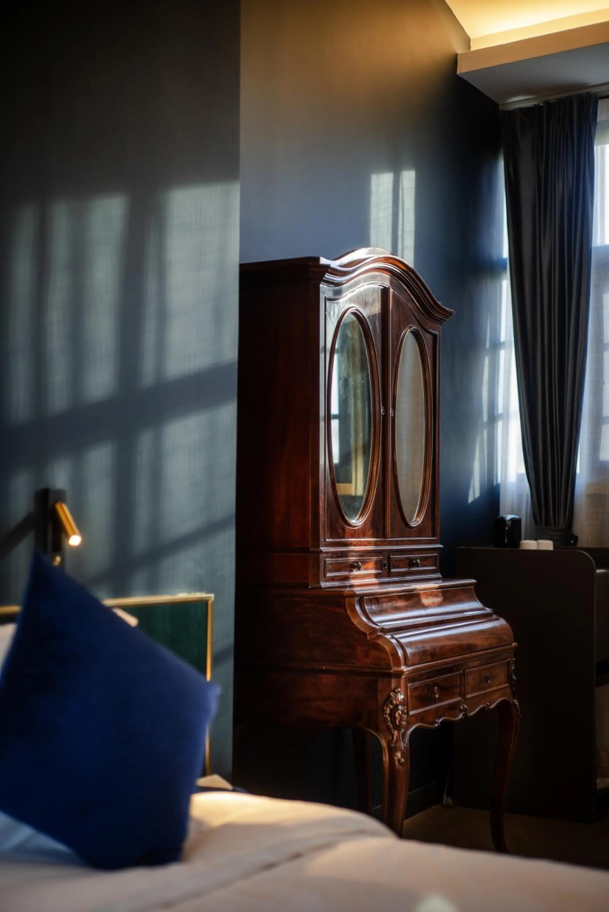 Bed in Moon and Chalice Boutique Hotel